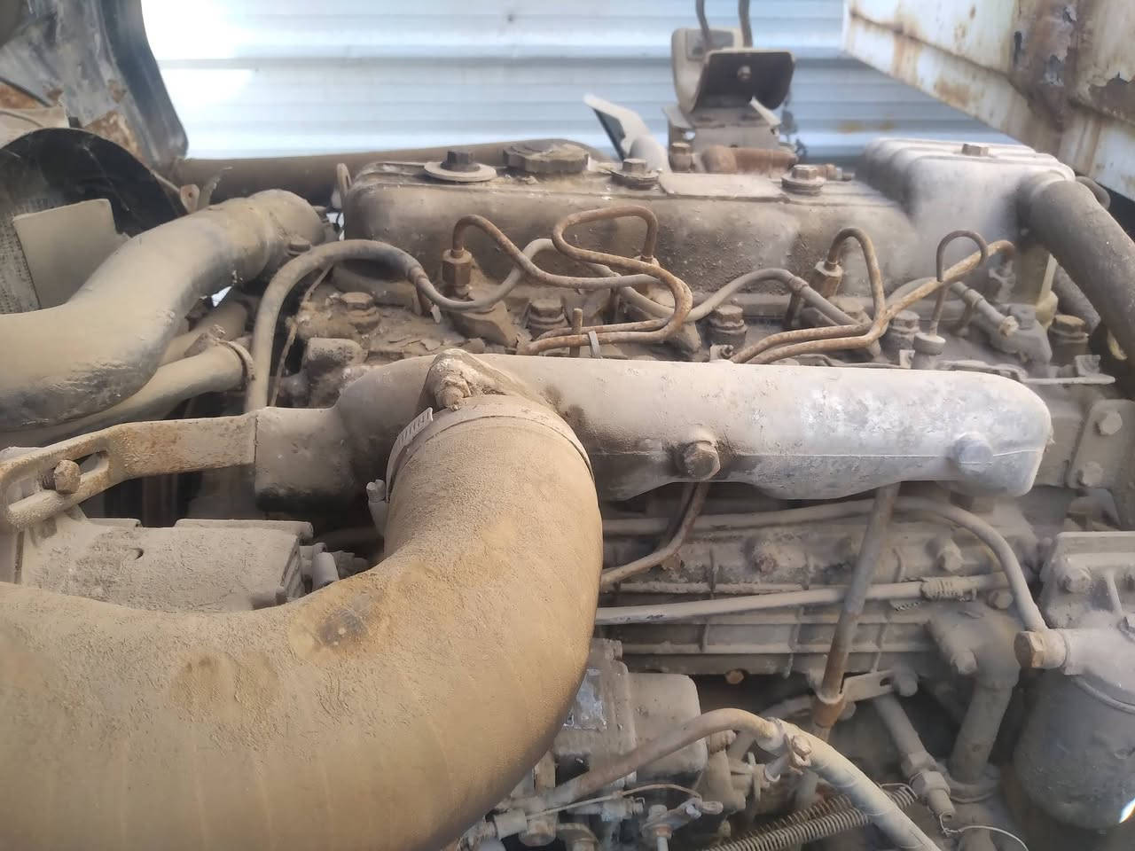 سلام عليكم للبيع سياره جاك صيني قلاب موديل ٢٠٠٩رقم ذيقار صدامي اصوليه بس راعيه ماندله مكاني البصره القرنه نتصال عله الرقم ***********
