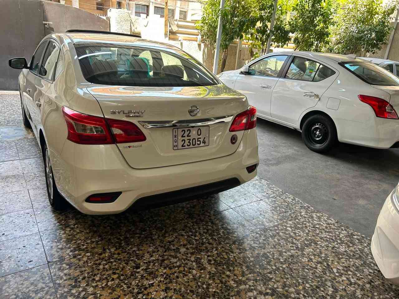 نيسان سنترا 2025رقم اربيل الدولي الجديد تحويل مباشر السياره ماشيه14الف
موصفات السياره 

فتحت سقف
داخل لونين
تحكم ستيرن
بروجكتر

شاشه
كامره
ويا كب حجم 16
مانع انزلاق 
مكينه 1600
تبريد خلفي
يدات نيكل
مري كهرباء
لايت مطور 
وباقي الموصفات معروفه
مكان السياره بغداد الكراده 
للاستفسار خاص
او عله الرقم
***********📞☎️📞☎️
