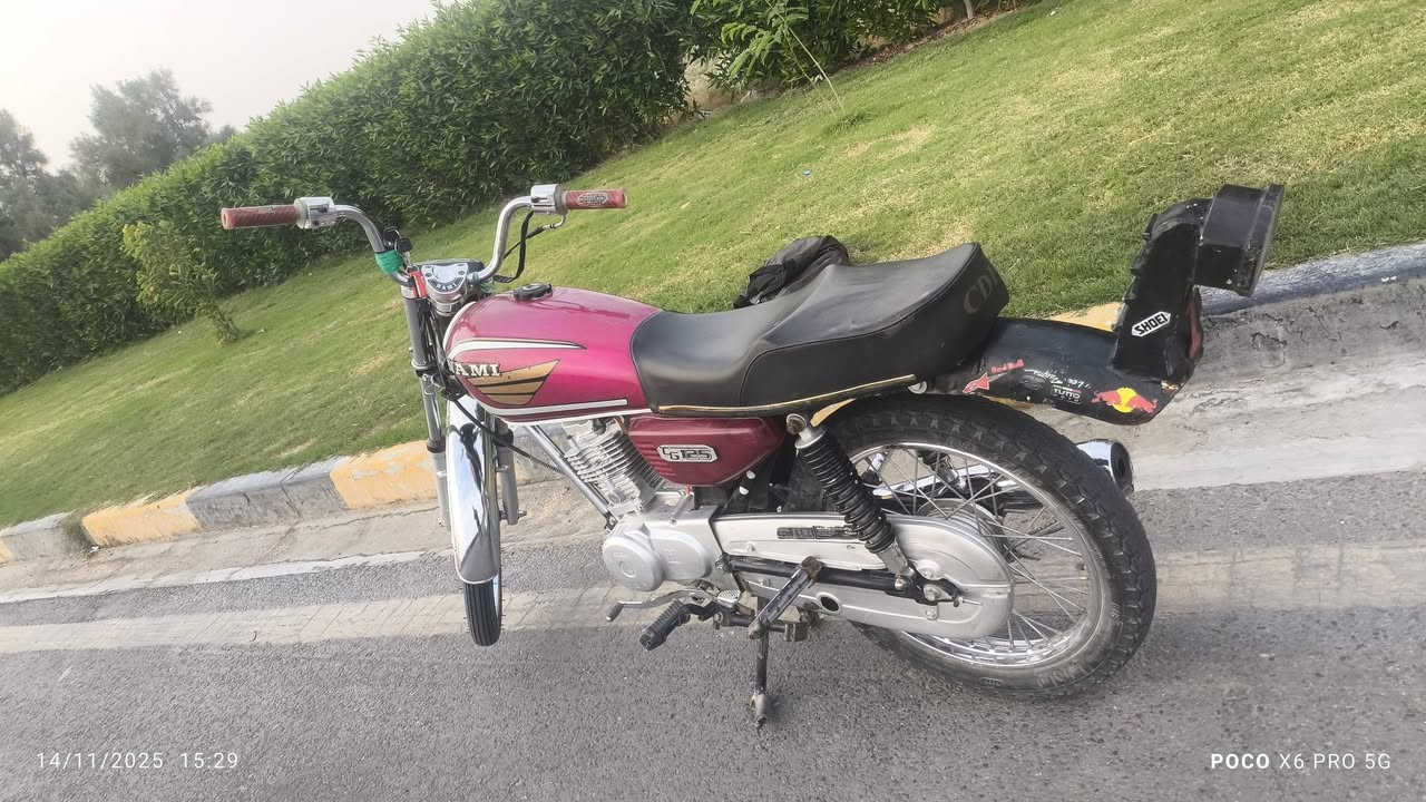 دراجه نامه شلامجه موديل 25 كلك نضافة فول السعر 500وبيهة مجال مكان بابل الحمزه الغربي  منطقه الخميسيه مراسلة الصفحه او اتصال ***********
