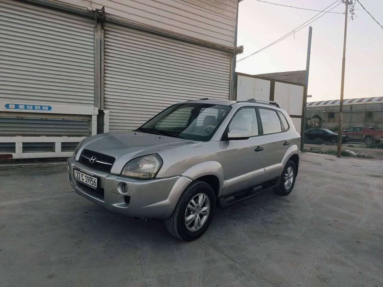 سلام عليكم توسان موديل ٢٠٠٩ خليجي مكفولة سنويه ٣٠ مكينه ٢٠٠٠ سعر ١٢٠ وبيه مجال قليل هذه رقمي *********** مكان سياره بل قاسم
