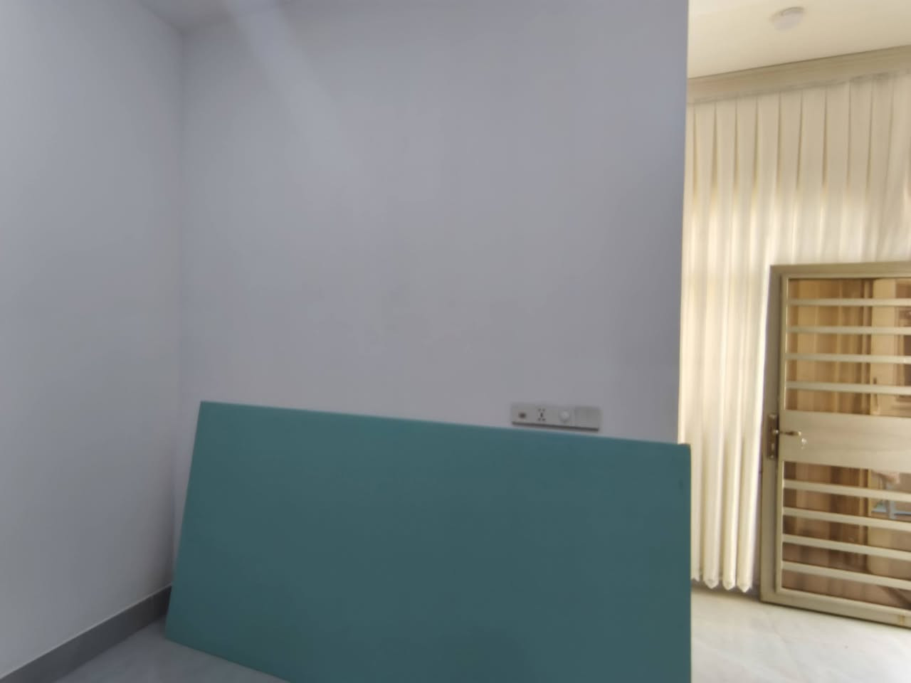 فريق ديكور متخصص في تنفيذ وتصميم أعمال الديكور الداخلي باحترافية عالية، نهتم بأدق التفاصيل لنقدم لمسات عصرية وجودة مميزة تلبي مختلف الأذواق.
للتواصل: ***********
@الجميع
