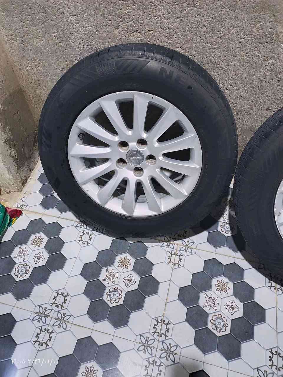 السلام عليكم ورحمه الله وبركاته
شباب ويل وتاير حجم 18 مكفولات من الكسر والعواج جيب شد.   مكاني كوت مركز الاتصال ***********
