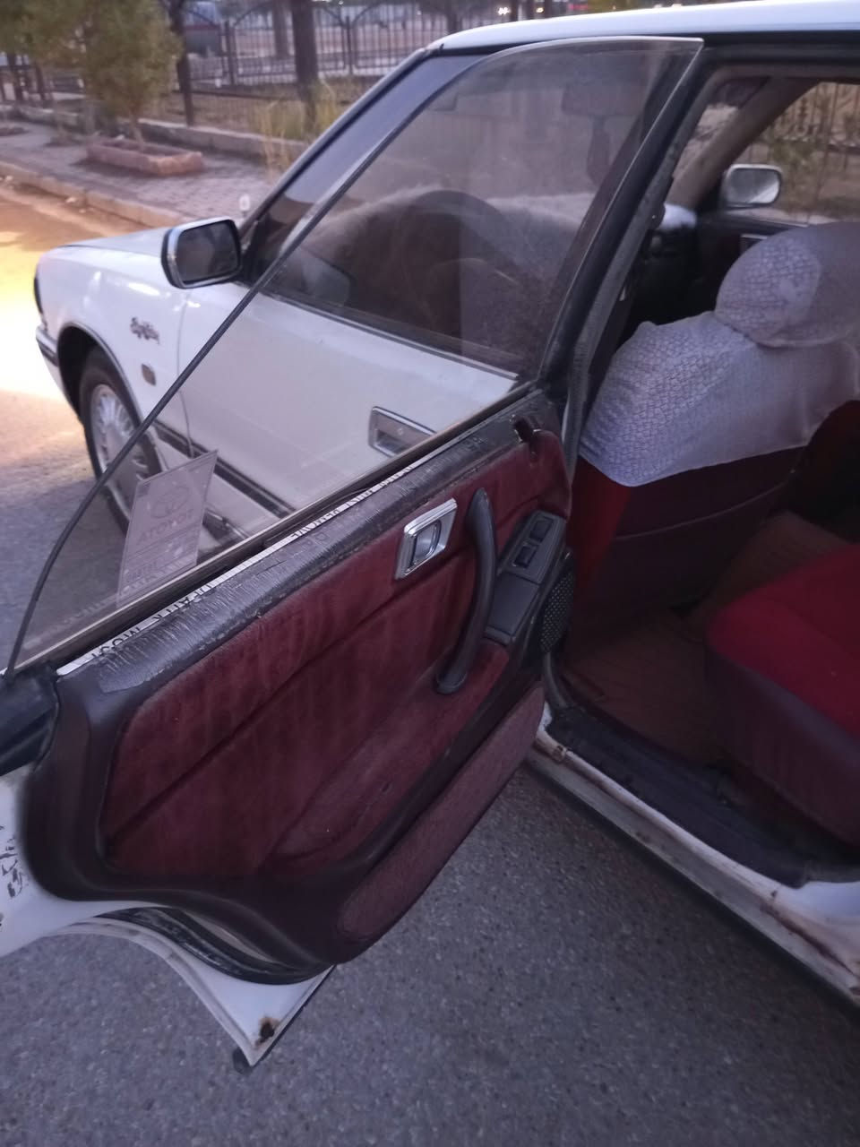 سلام عليكم سوبر هارتوب موديل 90 رقم وسنوية بغداد إنكليزي بسمي السيارة كير ومكينه حلوات ونجي زوج تايرات جدد صدر نص عمر  السعر ٣٢ وبيها مجال مكاني ديالى الخالص ***********
