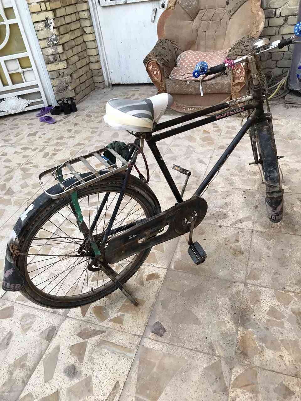 بايسكل بالون اطلس عديلة للبيع سعره ٥٠ الف مكاني بصره زبير ***********
