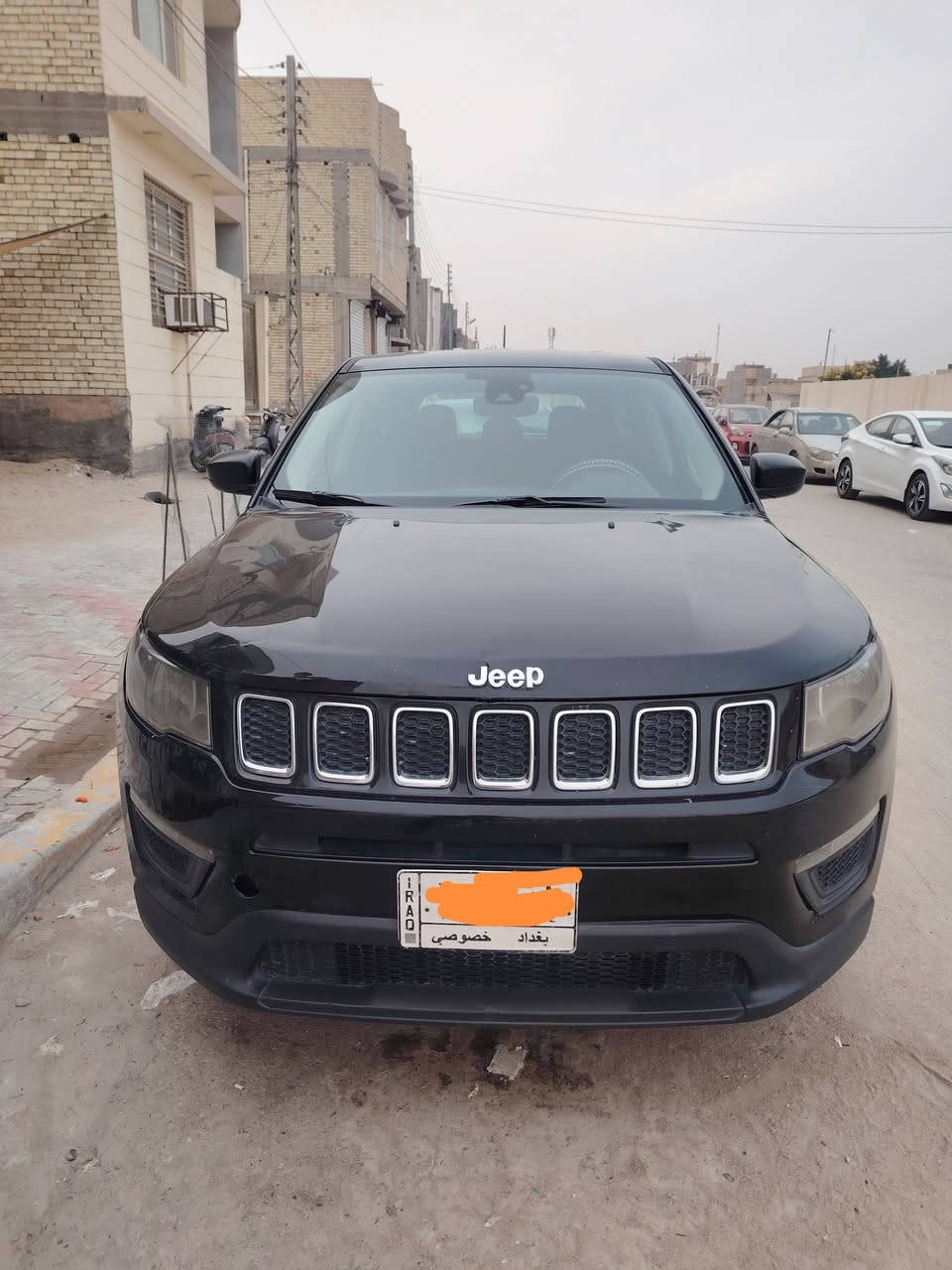 السلام عليكم جيب كومباس موديل ٢٠١٨ مكفوله بيه بس بارد السعر ١١٨ ورقه وبيه مجال مكان السياره كربلاء ***********
