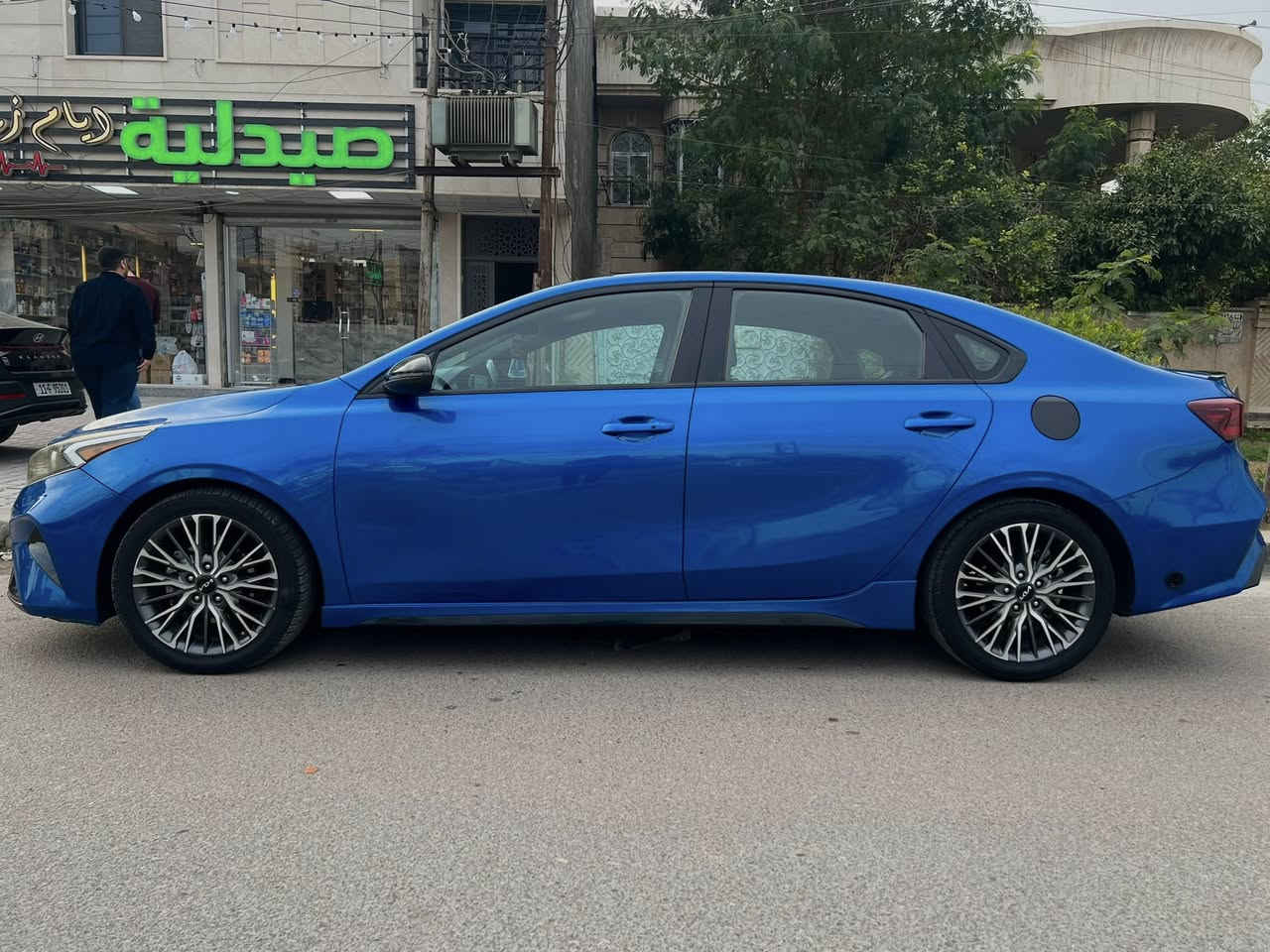 فورتي 22 جيتي لاين بأسمي سنوية لل 28 وهزة ماساقطة رقم انكليزي الجديد
ماشية 45 الف ميل 
معروفة مواصفات الجيتي لاين

سيارة حادثها سطحي بنيد وجاملغ جهة العبري بيها شوية باللغد ايمن اثر الحادث رجع عليه جاملغ تعديل فقط بدون قطرة صبغ 
والبنيد وجاملغ مبدلات اصليات لون مطابق 
رقم الشاصي مرفق بالصور 

ايرباك دركة وبردة اليمنة

رصعتين بالقمارة مامبينات ع وضعهن عايفهن 

سيارة عليها منظومة غاز حكومية كارت اصفر صيانة سنة مجانية مصارلي 3 شهور من شادها ب 500 الف ، كل 10 ايام يلة افول ب 5 😂، بقت يم المشتري يبقيها او يشيلها هي بيها دكمة تطفيها وتمشي بانزين طبيعي

محرك كير بلاديات كفالة فقط الكير قبل شهر فتحتة عبالي بيه زنجيل طلع بولبرن اثر طسة قوية و بدلتلة دهن وفلاتر ، شرط الفحص

حدادية بلادية نظيفة جداً

سيارة مسويلها بوليش ونانو سيراميك وبيها منظومة زنون عدسات 
الكاعية مالتها مدوشمة جلد بالكامل 

مسويلها ادامة كاملة من فلاتر فيتبم وشوتة وتبريد وتنظيف ، سيارة ماتصرف عليها ربع دينار 
وبيها سونار ثنين 

السعر 153 وبيها مجال للطيبين 

📍بغداد السيدية 
*********** 
او واتساب
