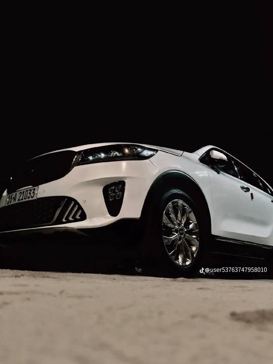 السلام عليكم للبيع
كيا سورنتو موديل 2020 

🔥 مواصفات 🔥 
خليجي 
6 سلندر
بصمه تشغيل 
كشنات جلد 
كشن كهرباءي متحرك 
شاشه كامره دواره 
حساس خلفي امامي
تحكم استيرن جهتين 
مري شفط 
اشاير بالمري 
جنطه كهرباء
 لايت لد زنون 
دبل شباك
 7 راكب 
3قطع تبريد 
سيارة كفالة عامة 
رقم قادسيه مداور ثاني يوم 
سياره جديده وجاهزه مكينه وكير وتايرات وتبريد
الاستفسار 

***********
