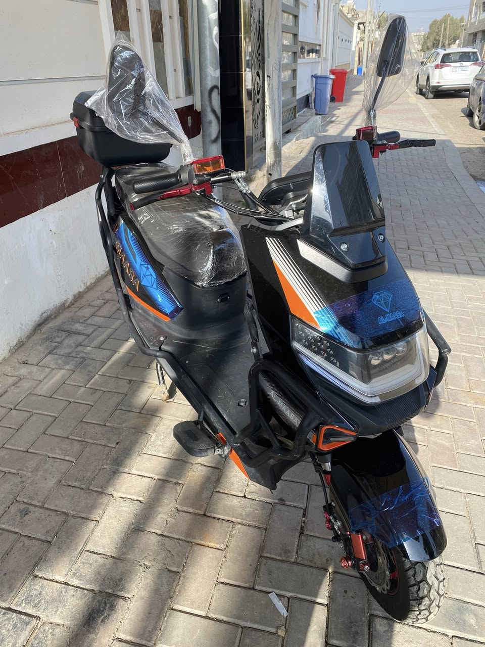 السلام عليكم ماطور شحن للبيع نوع ماسه أربع سرع سرعته 99 ماطور جديد مستعمل شهر فقط شخط مابي 6 بطاريات كبار وين متريد افحص موديل 26 بعده ماطور جديد نضام بك رجوع إلى خلف دبل إشاره زنون عالي ناصي وياه سويج بصمه كارت سعره 650بي مجال عنوان رمادي تأميم اتصال ***********
