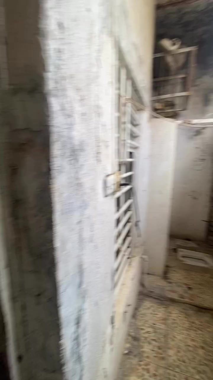 مشتمل صغير للايجار حي الحسين جديد قرب كراج الاقضية والنواحي القديم
سعر الايجار ٢٠٠ وبيه مجال


**إذا كنت صاحب هذا الإعلان وتريد حذفه لأي سبب، رجاءا أرسل رسالة إلى الدعم الفني**