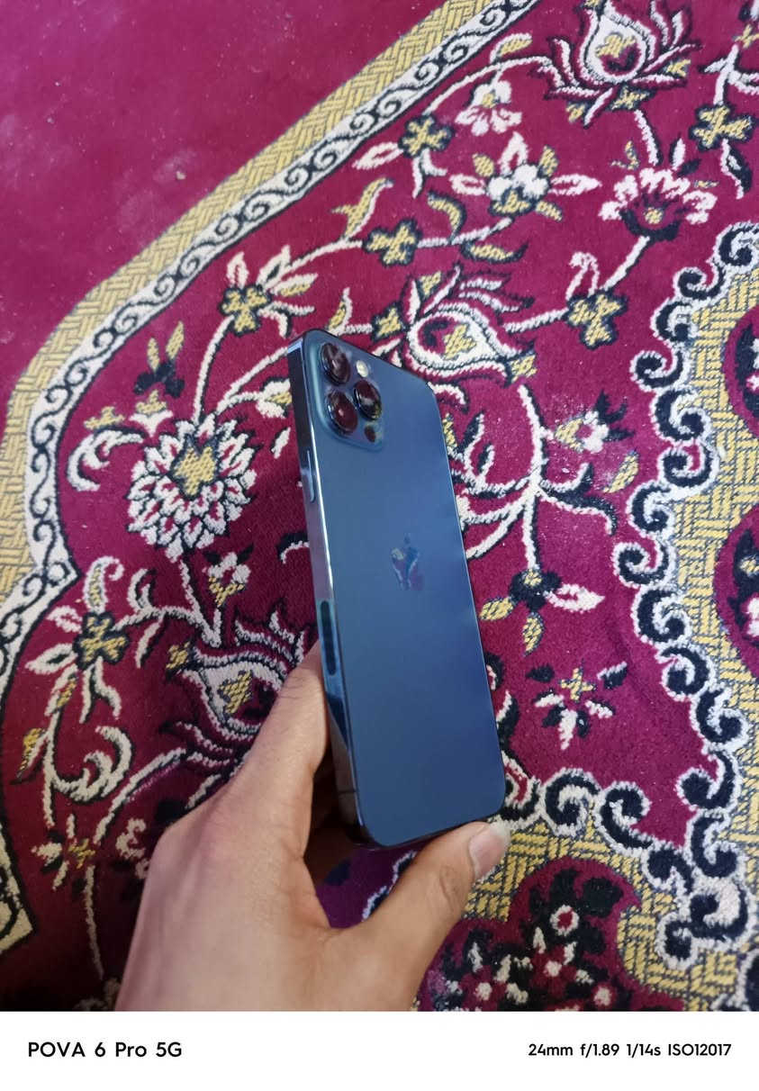 سلام عليكم جهاز ايفون 12برو ماكس للبيع  نضافه 90/ بطاريه 91 عوزه شاشه جهاز كلشي ما مبدل بي الله شاهد فقط شاشته نكسرت عوزه شاشه فقط / رقم الهاتف *********** اتصل وبيك خير ودلل
