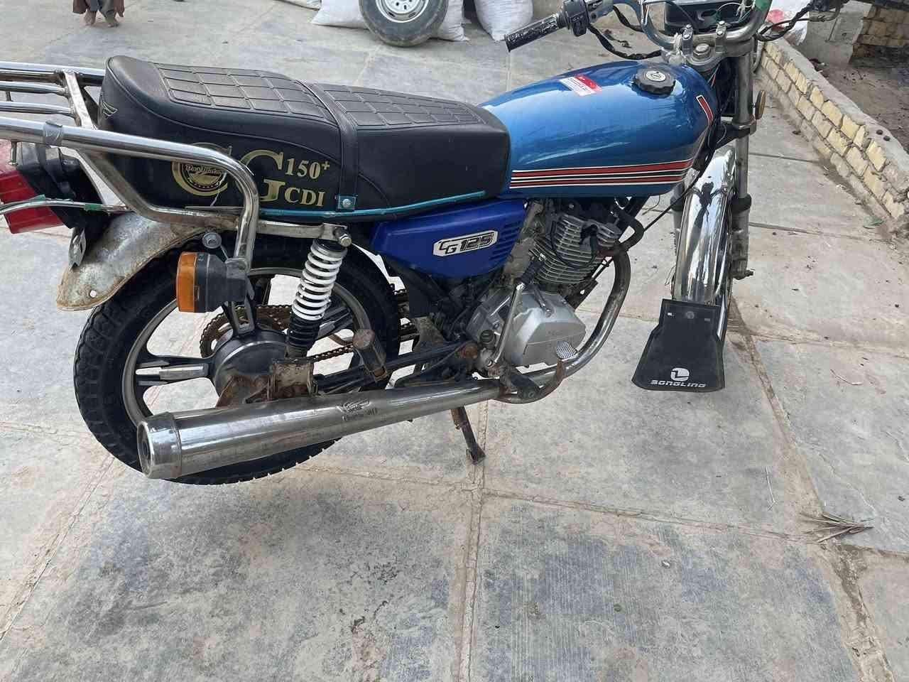 البيع سيفان موديل 2020المكان الدوانيه قضاء السدير السعر440وبيها مجال الرقم ‭٠٧٨٤ ٢٨٩ ٣٣٢٥‬
