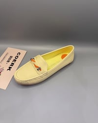 حذاء طبي • كعب مرن • توصيل