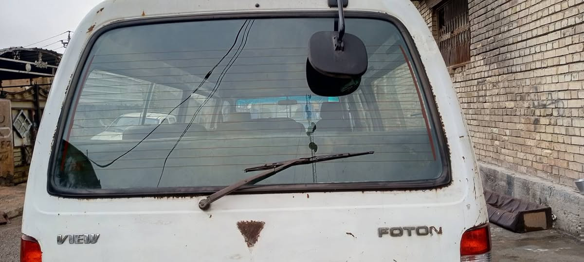 السلام عليكم فتون 2009 رقم بغداد انكليزي 
تحويل ثاني يوم بيها تعمير ذيول 
مصفره هيه وغرامات 
العنوان العبيدي 
السعر 50وبيها مجال لطيبين 
الرقم. ***********
