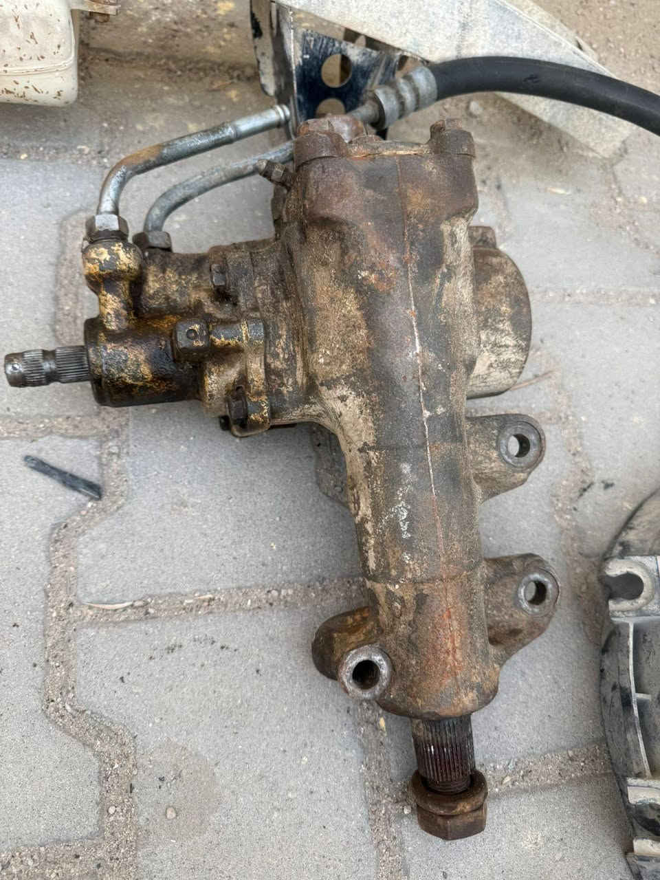 غراض بطه بلاش
دشبول كامل تحويره بلادي 
عقل 3000 شرط شغل 
 دجات محرك جديد 
 اكسل وكاردن
عطر دعاميه
دعاميه خلفيه
جامه خلفيه
جعمقه وباور
بدنه راديتر
قبق بانزين وبعد بيهن غراض 
كلهن  ب 350 
*********** البصرة, العراق
