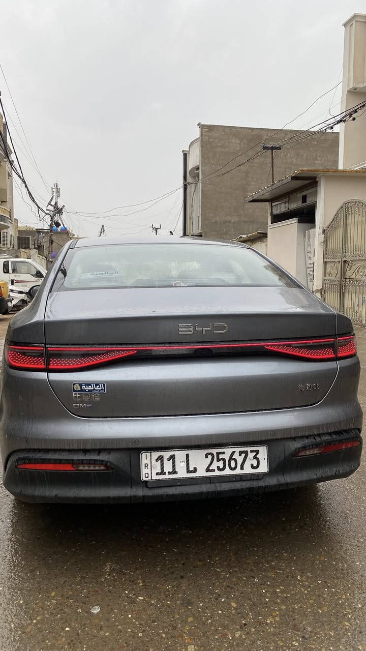 سلام عليكم BYD  سيل 5  سياره زيرو ماشيه 7000   لون رصاصي رقم بغداد سياره باسمي تحويل ثاني يوم  عنواني بغداد الدوره *********** 

18.300 
بيها مجال حك جيه  ملاحظه مرقم مو بدون رقم
