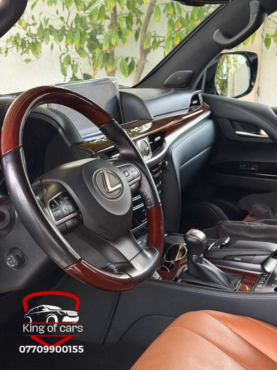 #للبيع 📢

#ملاحظة السعر ( رد تلقائي )

 🚘 للبيع: لكزس LX 570 (سوبر سبورت / بريم)

 ☑️ موديل 2021  ( مكفولة كفالة عامة ) اخت الزيرو 

 ☑️ ماشية 30 الف فقط

 ✍️ المواصفات 

 ☑️ محرك 8 سلندر 5.7 لتر (خليجي)

☑️ نظام دفع رباعي مع جكات فورويل

☑️ بصمة تشغيل وبصمة أبواب

☑️ كاميرات محيطية 360 درجة

☑️ فتحة سقف + صندوق كهربائي

☑️ تبريد وتدفئة مقاعد (داخلية جلد درجة أولى)

☑️ رادار ونظام تنبيه الخروج عن المسار

☑️ نظام صوتي فاخر وشاشات خلفية

☑️ تحكم ستيرن كامل ومثبت سرعة

رقم صاحب السيارة 
***********
***********
