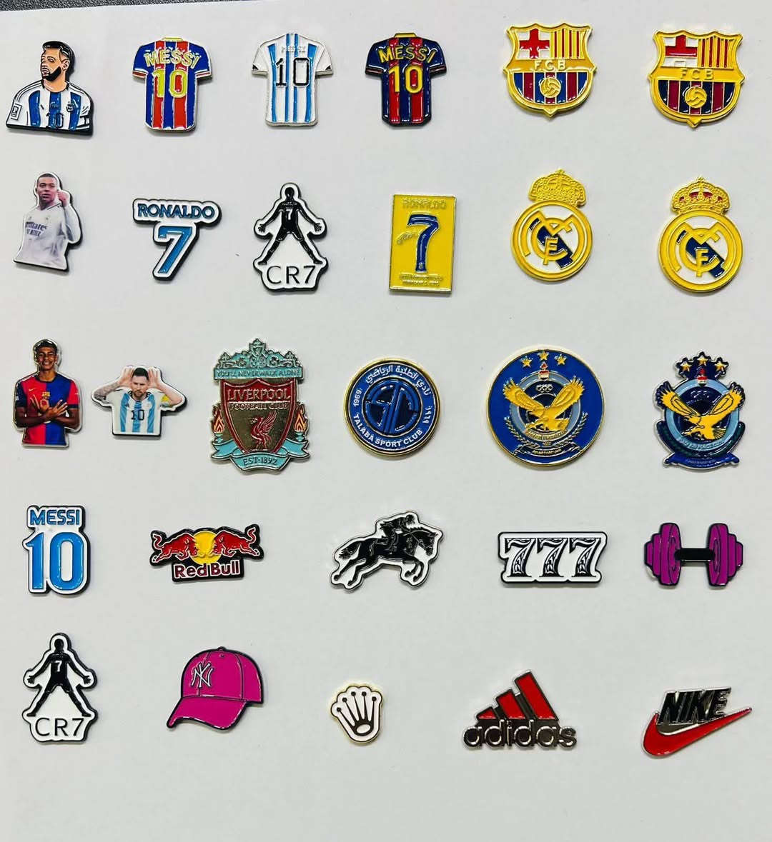 ستيكرات معدنيه متوفره 
مفرد وجمله والاسعار 🔥
للطلب التواصل على رقم الواتساب ***********#
او رساله دايركت 
متوفر توصيل لجميع محافظات العراق ب٣
 الف
