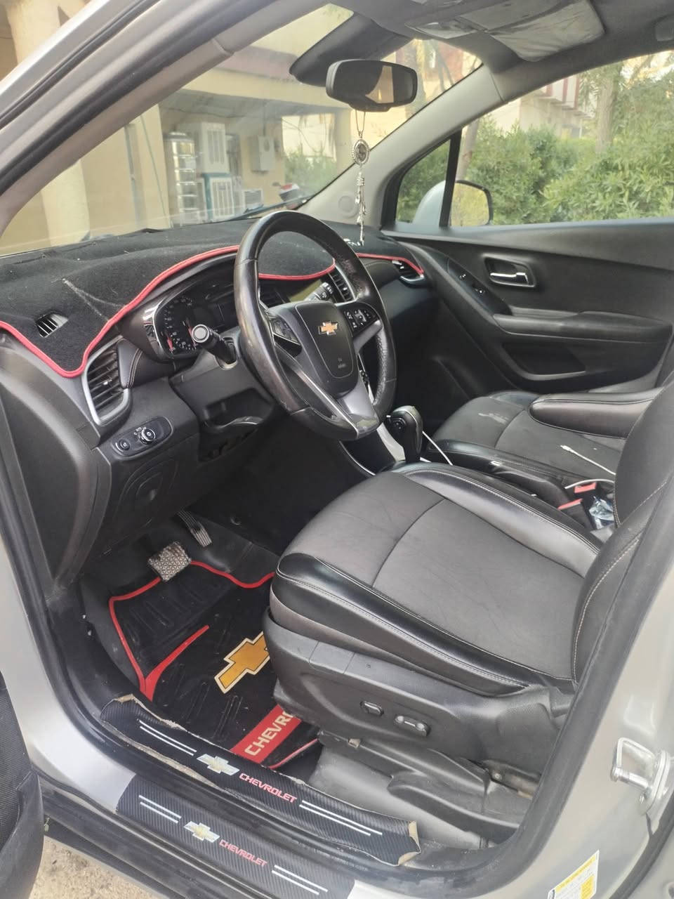 تراكس 2017 سياره مكفوله كفاله من صبغ وحادث بصمة تشغيل عن بعد كراسي كهرباء فور ويل كامرة داوره شاشة كار بلي سياره بسمي وتحويل مباشر وسونار ايضا موجود سعر 115 مكان سيارة ديالى *********** متوفر وتس اب
