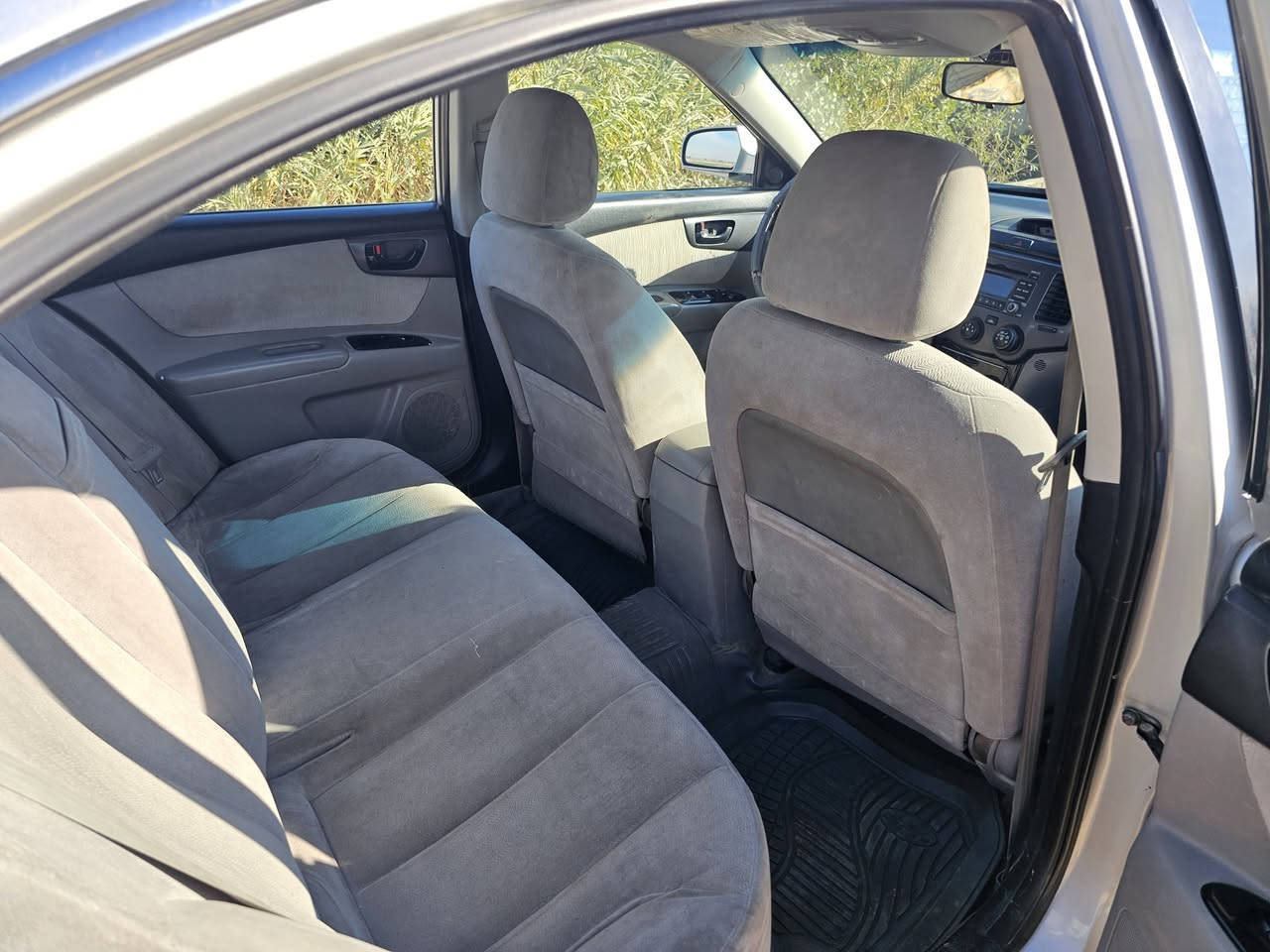 اوبتما موديل 2009 خليجي فول ماعدى البصمة
محرك 2000

رقم نجف انكليزي 

تحكم ستيرن 

مانع انزلاق 

حساس خلفي 

تبريد شغال 

سيارة مكفولة ماعدى بارد بلجنطة 

السعر 120 وبيه مجال حك الجيه 

للتواصل الاتصال بلرقم ***********
مكاني الديوانية المهناوية
