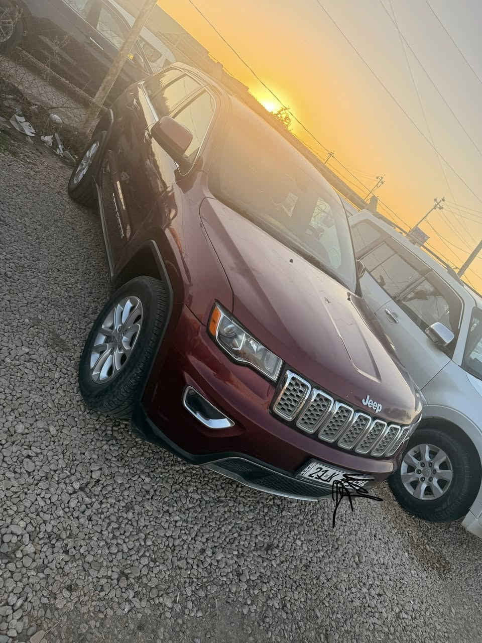 للبيع جيب مديل 2022 ماشيه 71 ألف رقم سليمانيه دولي بأسمي الحادث جاملغ وبنيد المكان كربلاء المقدسه طوريج مواصفات جنطه كهرباء وبيها بعد مواصفات بسيطه السعر 245 وبيها مجال بصيط ***********
