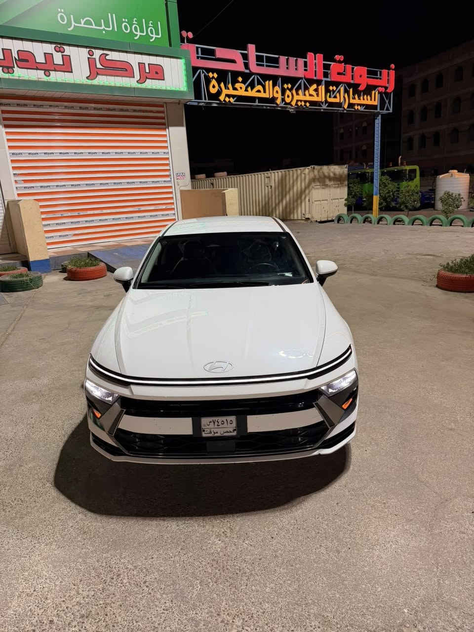 هونداي سوناتا موديل ٢٤ سياره داخله كفاله تقرير  
وبيه خسفه بل قماره اثر تحميل سياره بعدهي جديده وما بيه اي نقص جاهزه  نص موصفات بس ما عده الفتحه كشن كهرباء بصمه تشغيل عن بعد محرك ٢٥٠٠ 
الشراي يتصل ***********اخون مكلف بل نشر
