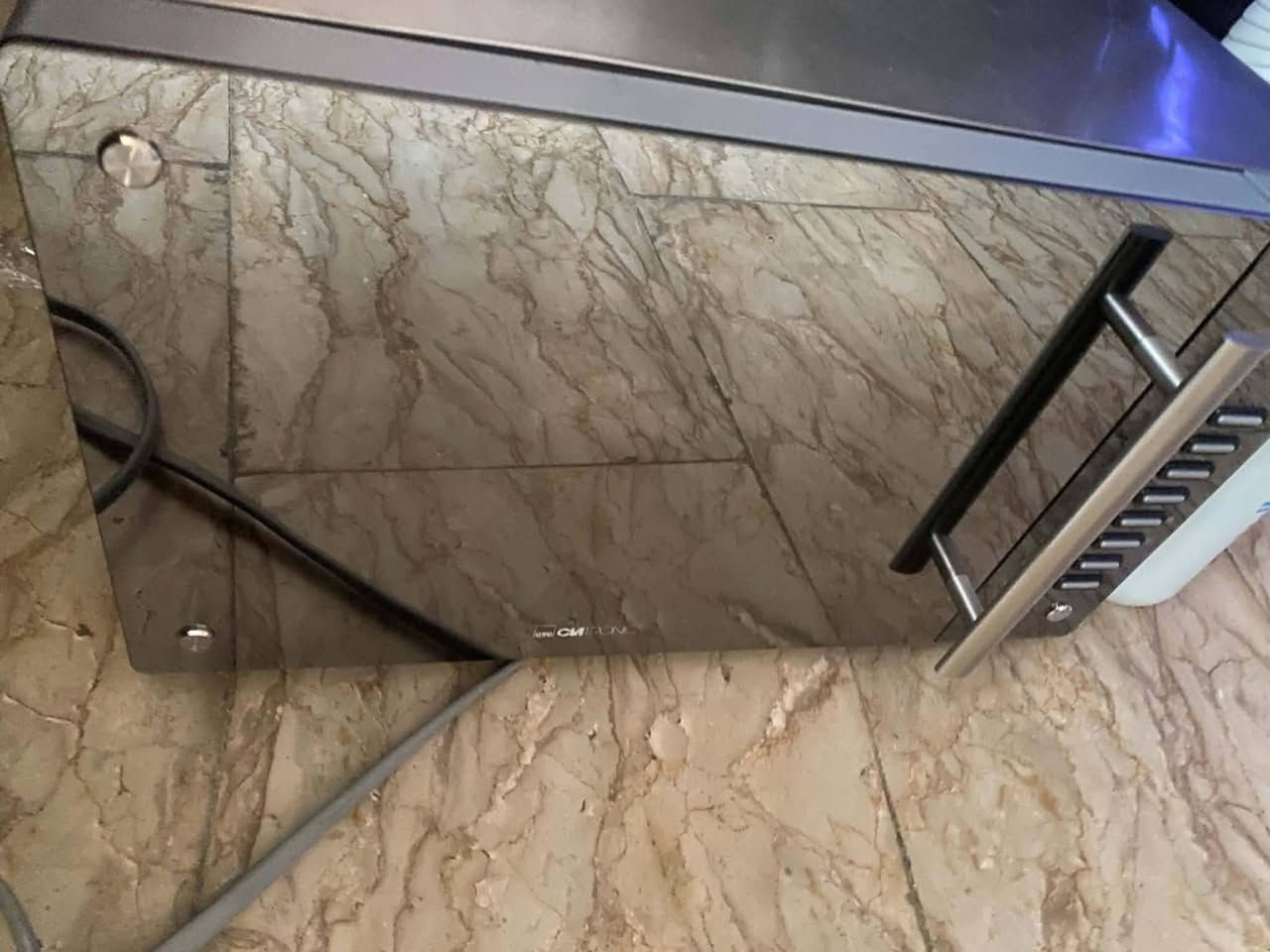 مايكروويف ماركة الماني ستيل من الخارج شغال نضيف نهايتة ٦٠ العنوان بغداد الغزالية


**إذا كنت صاحب هذا الإعلان وتريد حذفه لأي سبب، رجاءا أرسل رسالة إلى الدعم الفني**