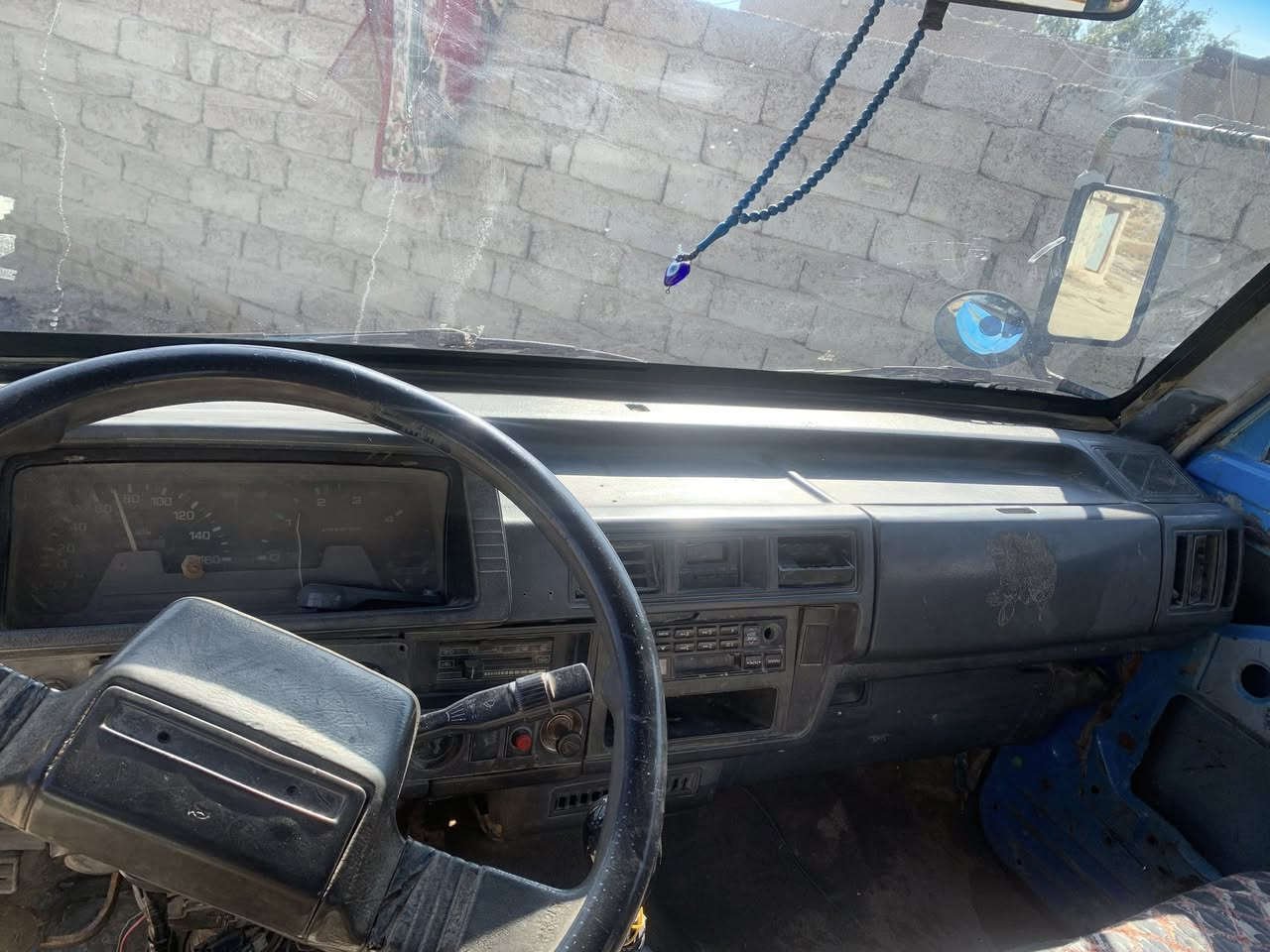 سلام عليكم كيه بنكو حمل موديل 1994 مكينه وكير وشاصي مكفولات تايرات جدد رقمها قادسيه سنويه ساقطه  سعر 43وبيها مجال لطيبين لاستفسار   الرقم *********** مكان الديوانيه البدير
