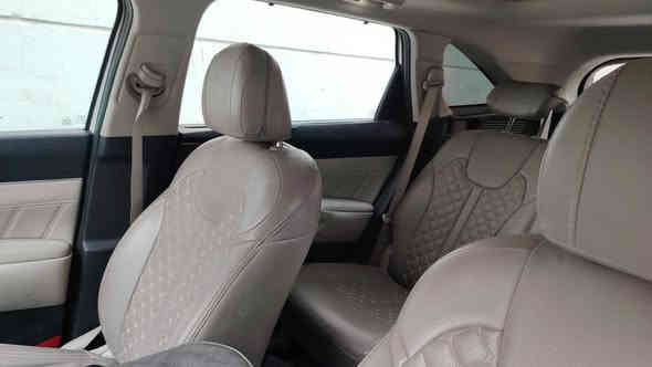 سلام عليكم 
للبيع 
كيا سورنتو موديل ٢٠٢٢ خليجي 
رقم اربيل الجديد
ماشية ٥٤
بصمة
بانوراما 
كير ماوس 
سايد برك بصمة
كشنات كهرباء
صندوك كهرباء
اوتو هولف 
شفتات ستيرن 
مري شفط 
تشغيل عن بعد 
شاحن واير ليس 
ستة سلندر 
سبعة راكب 
ثلاث قطع تبريد 
مكفوله
السعر ٢٨٥ وبيهة مجال 
مكان السيارة بغداد
***********
