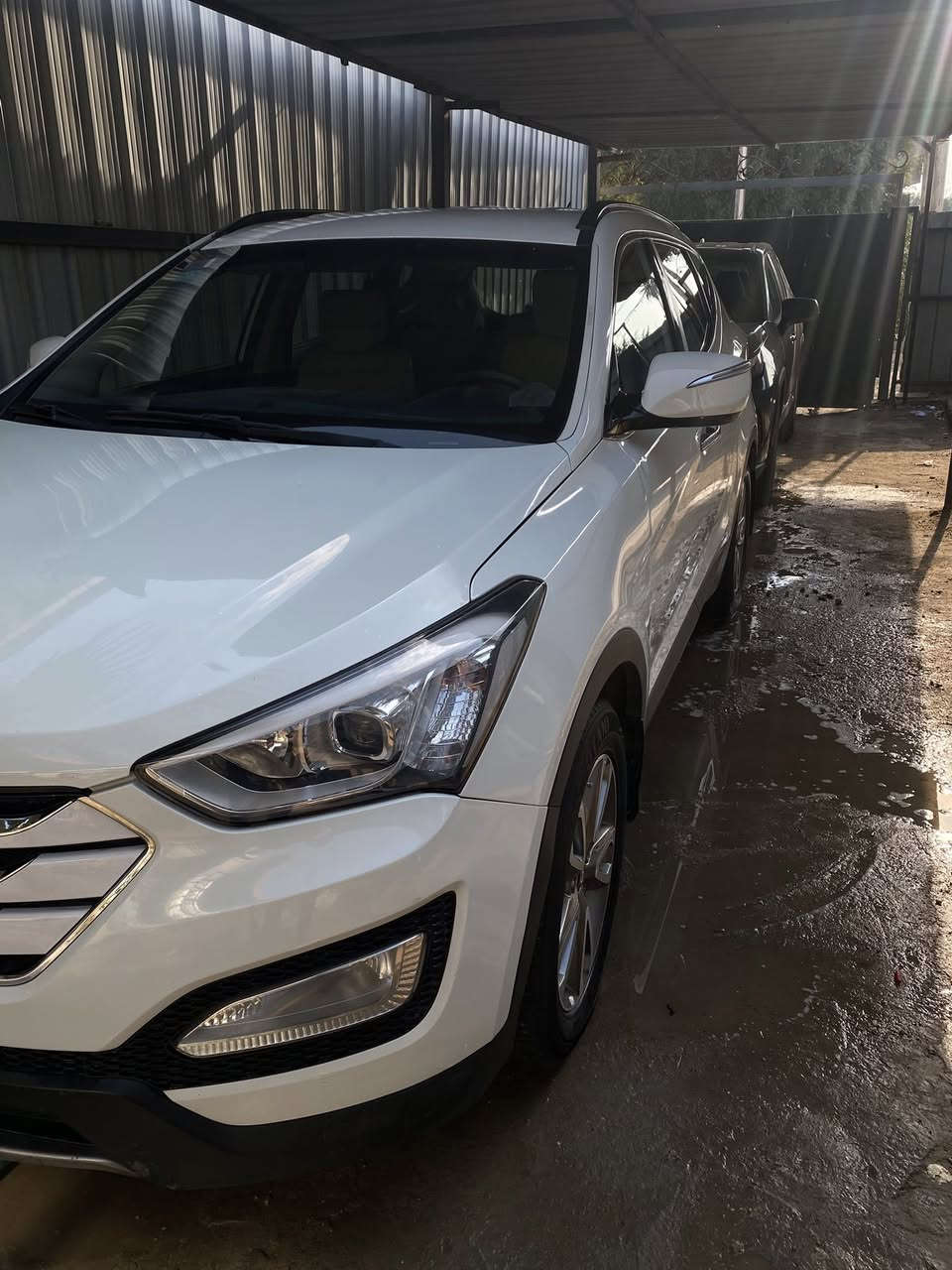 السلام عليكم سنتافى 2014خليجي بيه 3قطع صبغ محرك 4سلندر نص فول السعر 145وبيه مجال قليل بيع او مراوس ***********
