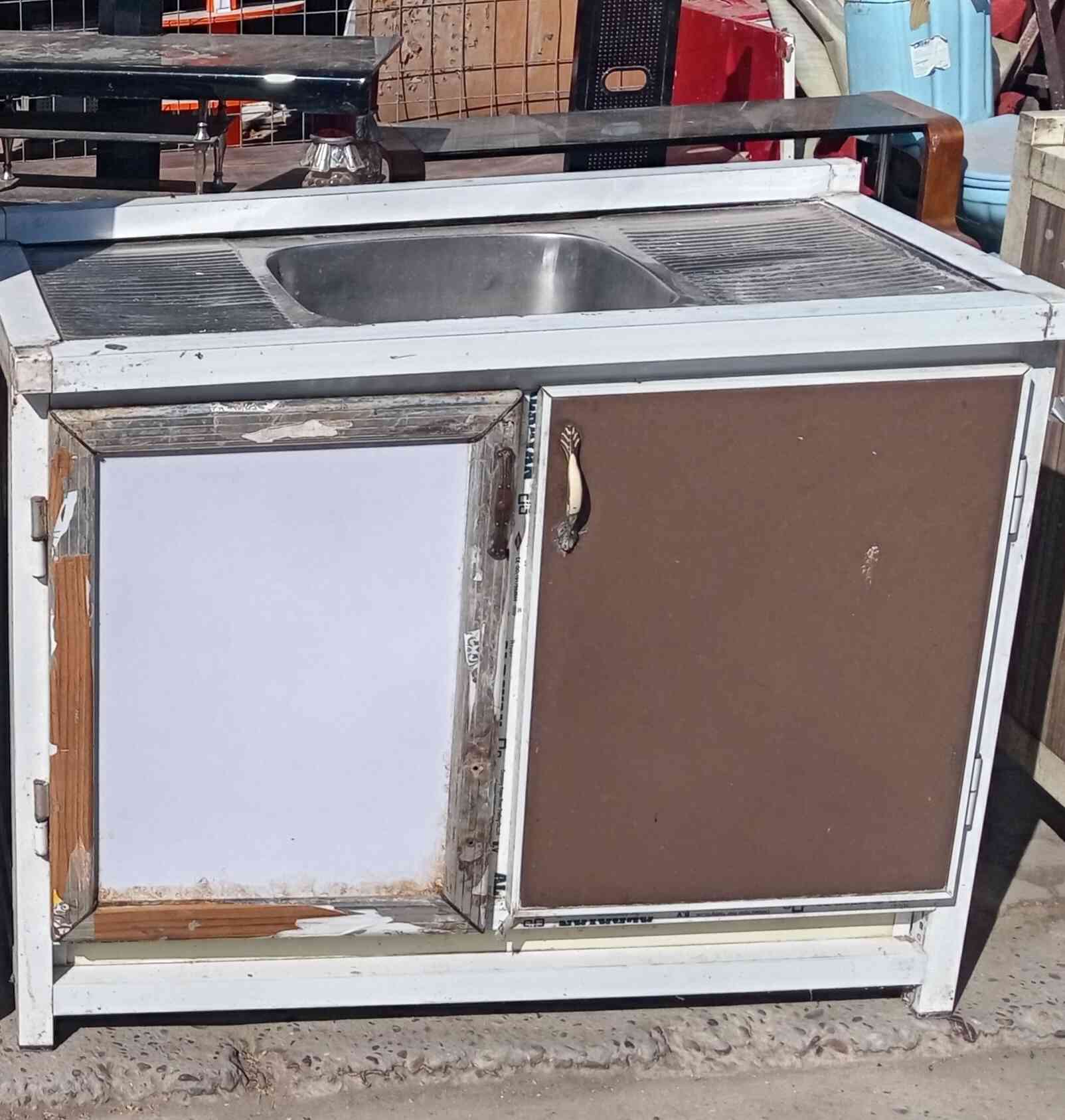 غراض للبيع
بغداد المحمودية 
المكان قرب مستوصف المحمودية مَقابل مستشفى الأسنان الصحي
ثاني محل 
***********
***********
