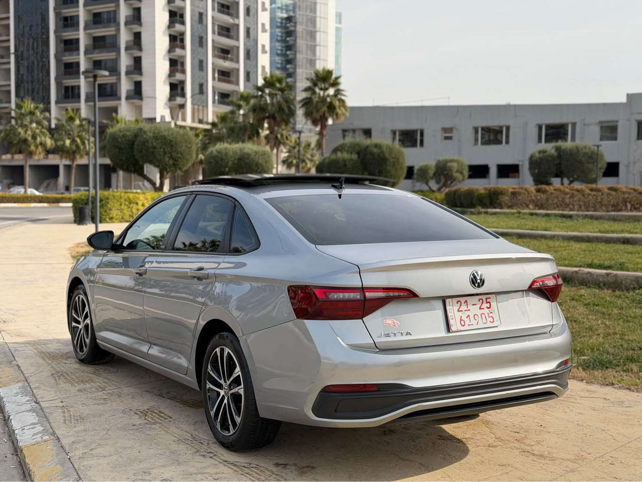 Vw    Jetta    2024    Sport   V4.  Turbo   ✅ 

‎موديل.   2024

‎اخوان  سيارة     وارد امريكي   باب  و جاملغ صبغ  بجم كبس اباك ستيرن دشبول بلادي ما طاك

  مواصفات  فول   سبورت

شاشة اليكتروني   

بانوراما
كوشين جلد    هيتر كهرباي 

بسمة

تشغيل بعود
كاميرة
حساس 

انارات دواخل

لايتات زينون ليد

مود قيادة   سبورت  يكو   نورمال

ماشي حقيقي  15000  mil

  سعر    165$    مجال بسيط   🔥🔥

‎مكان سيارة اربيل 
‎    فايبر. و وتساب.    ***********
0775 9097771 أربيل, العراق
