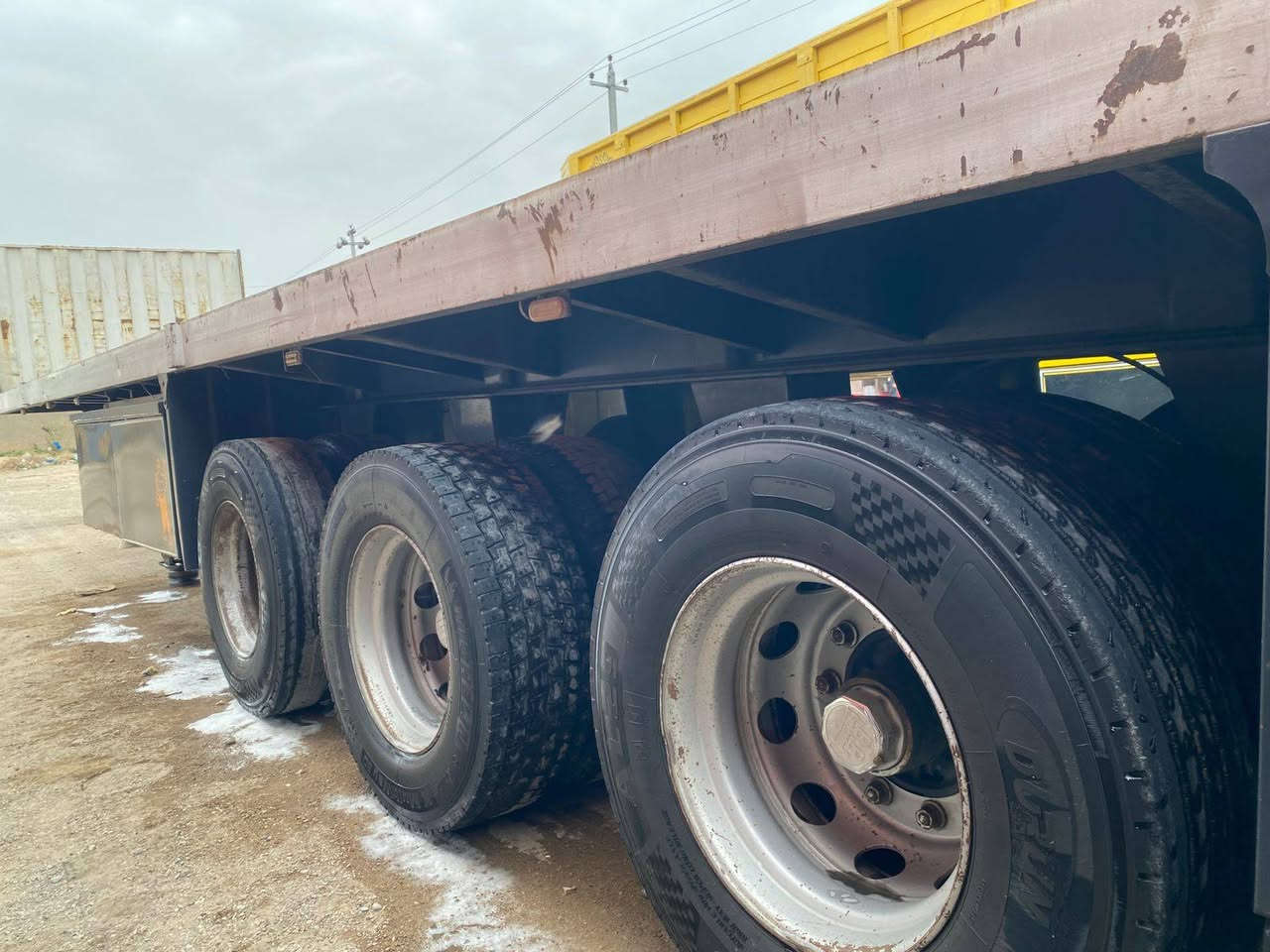 سلام عليكم عربانه البيع حداديه مكفوله كفاله عامه تخم تاير شاصي 14 طول 12 /و 60  السعر 110$ وبيه مجال قليل العنوان  العماره كميت /*********** /***********/حمزه الكعبي
