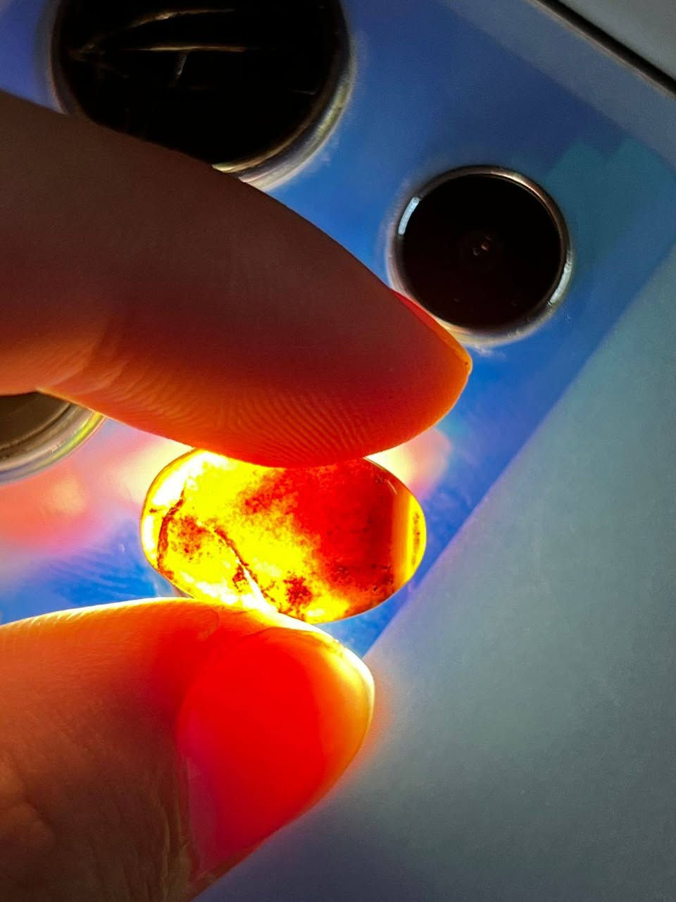 حجر عقيق يماني أسود 
غير معالج غير مطبوخ 
مع ضمان إسترجاع في حال ثبت عكس ذلك بغداد, العراق


**إذا كنت صاحب هذا الإعلان وتريد حذفه لأي سبب، رجاءا أرسل رسالة إلى الدعم الفني**