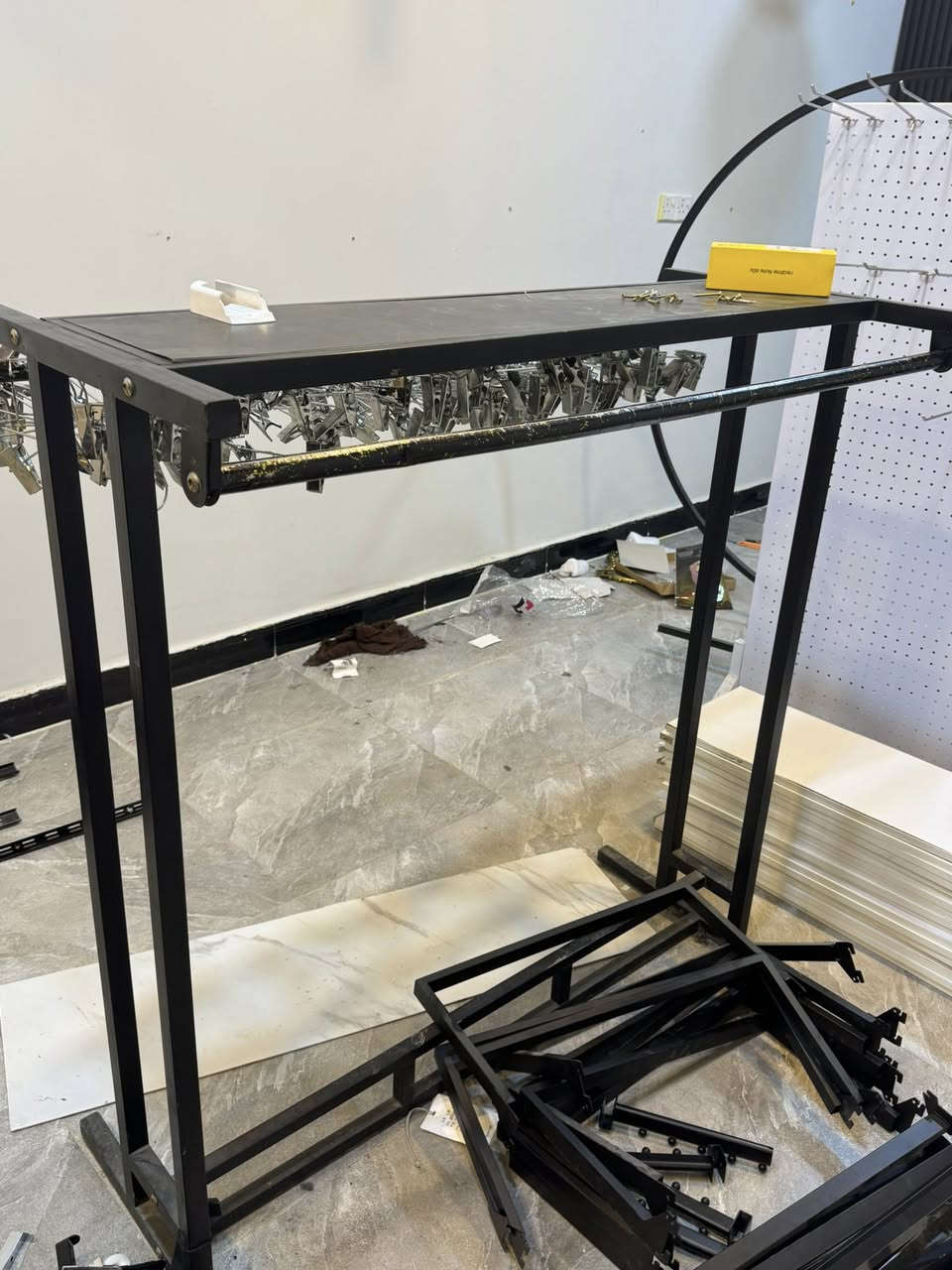 بسعر مناسب عنواني بصره توصيل متوفر ***********
