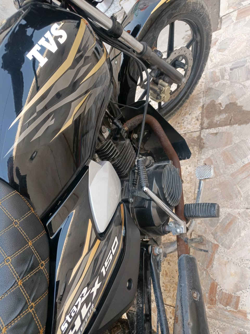 س ع
Tvs مديل 23 طالعه ب 25
الدراجه جديده رقم بصره ماشيه 17
مكفوله الدراجه 
البصره الحيانيه واتساب 
***********
اتصل وتدلل 
السعر  2و500 وبيها مجال
