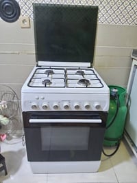 طباخ • شغال • نظيف حيل