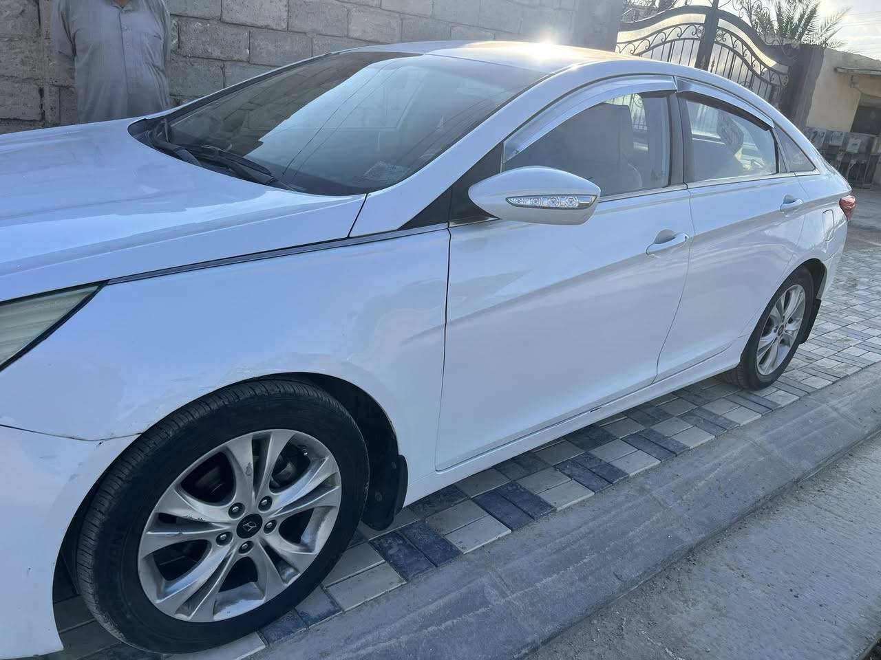 السلام عليكم
للبيع سوناته 2011 خليجي رقم الانبار صبغ صندوك فقط محرك 2400 
الفلوجه /النساف 
السعر 115 وبيه مجال  
***********
