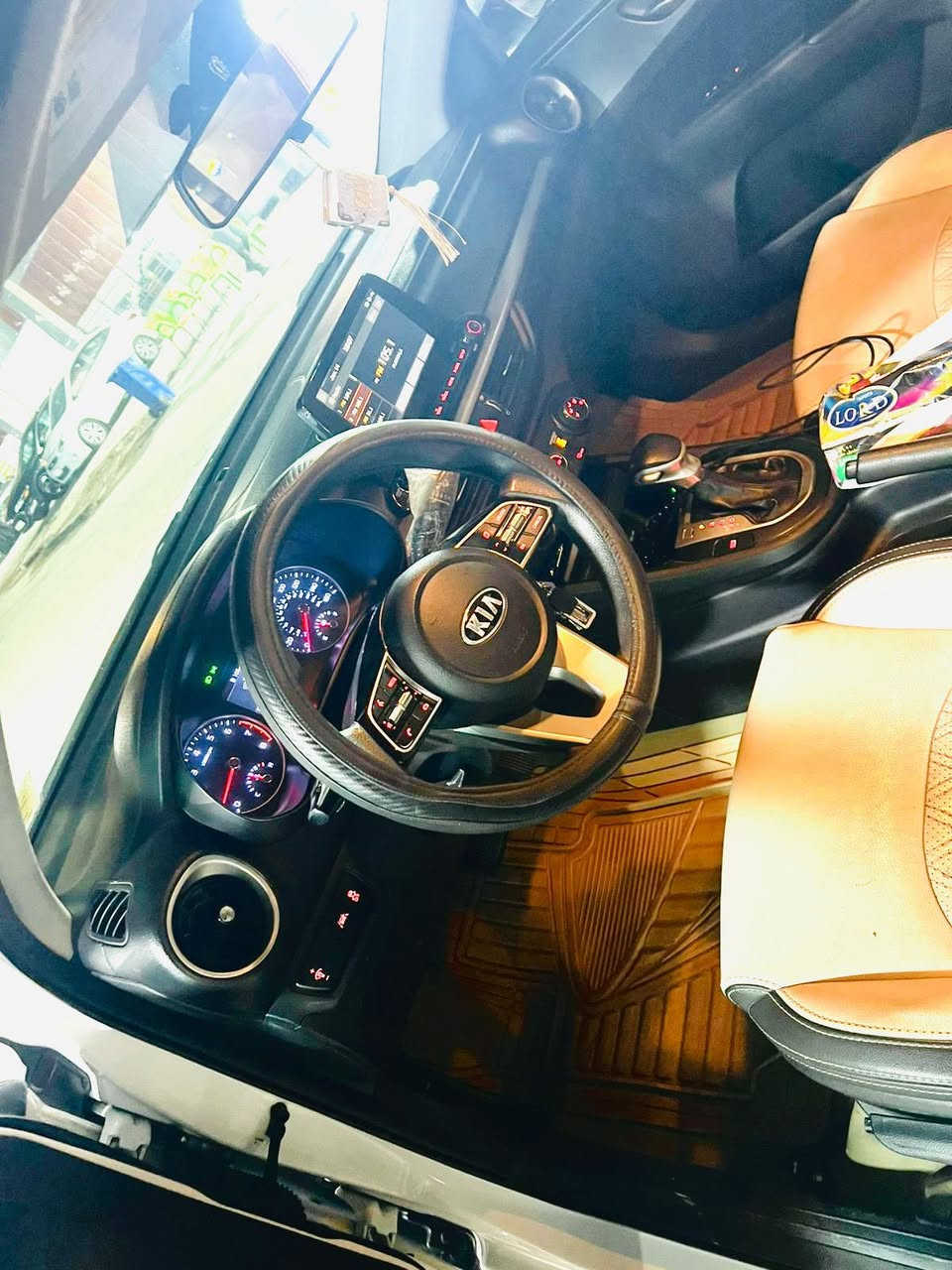 سلام عليكم ورحمة الله وبركاته
للبيع فورتي موديل 2020 وارد امريكي 

ماشيه 111الف ميل 

رقم بغداد 

سنويه وهزة حديدة

حادثها بنيد مصلح وعايفه بدون صبغ  اقل ربع تقريبا جاملغ مبدل عكس السايق ودوسه الباب الخلفي صبغ

رادار امامي تحديد مسار خروج عن المسار توقف ذاتي كروزر سرعه مثبت (سرعه) شاشه كامره تحكمات ستيرن ثلاث انضمة قياده 

مكاني بغداد المحموديه 

***********

السعر 140$
