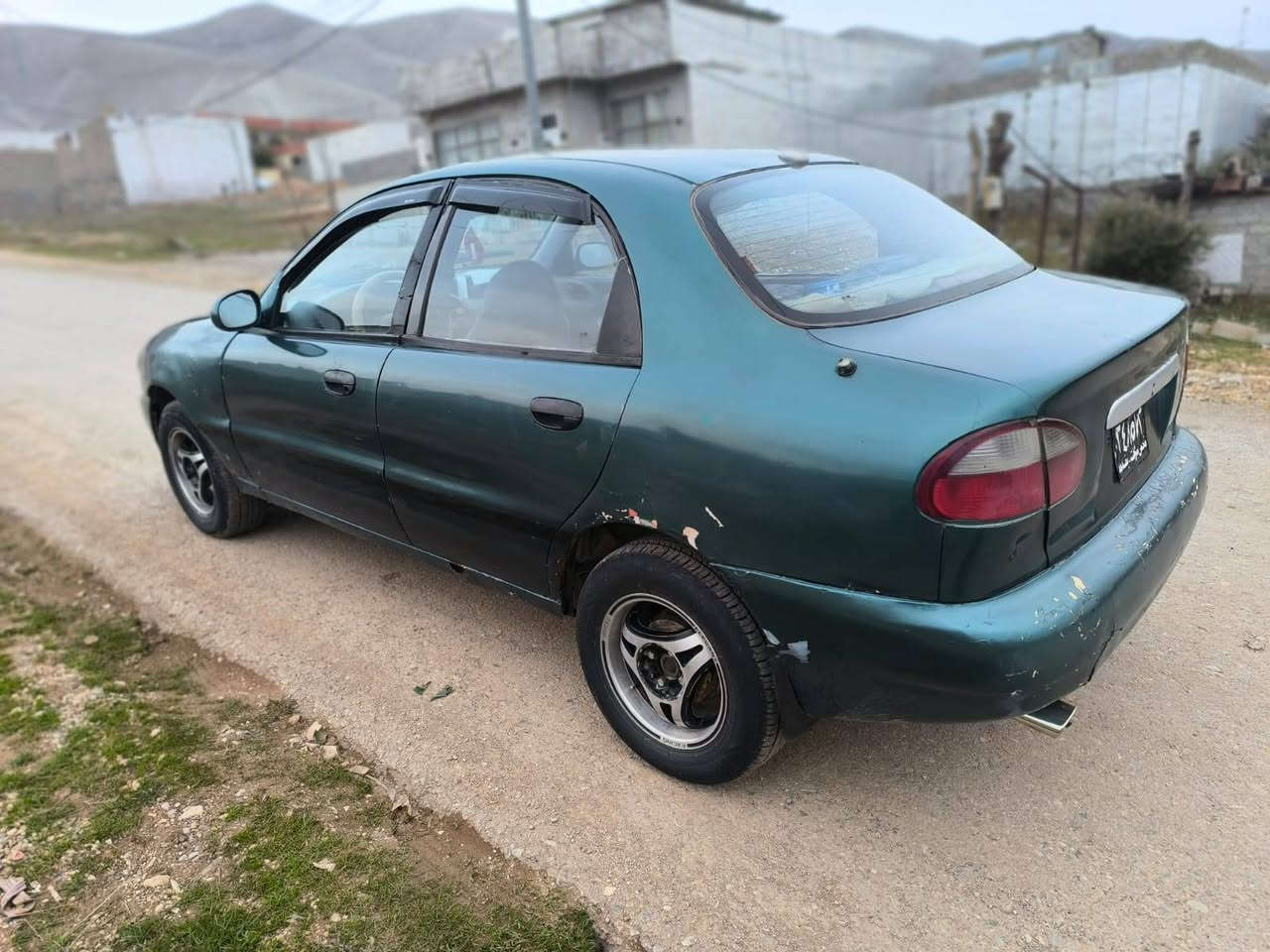 داوێی لانۆس مۆدێل 1994گێڕ عادی
مەکینەی16ی فەلی بەخ وپاوەرە🚗
بەشەرتی گێڕو مەکینە ژێریشی ڕزیوی پێوەنیە
عەشیای لەهەموشوێنێک هەیەو زۆر هەرزانە عەشیای سەیارەکە مەرغوبە
پاکانەی لەگەڵە بەشەرتی ئەوەلیات وموسو بڕاوە وەرگەڕاو دەعم دەی فرۆشم سەیارەی مەعرەز نیە ماڵی فەقیرە بەنزین زۆرکەم دەخوات
نرخی فرۆشتنی 16گەڵاو کەمێک کەمێک معامەلە لەسلێمانیم لەنزیک هەواری شار *********** السليمانية, العراق
