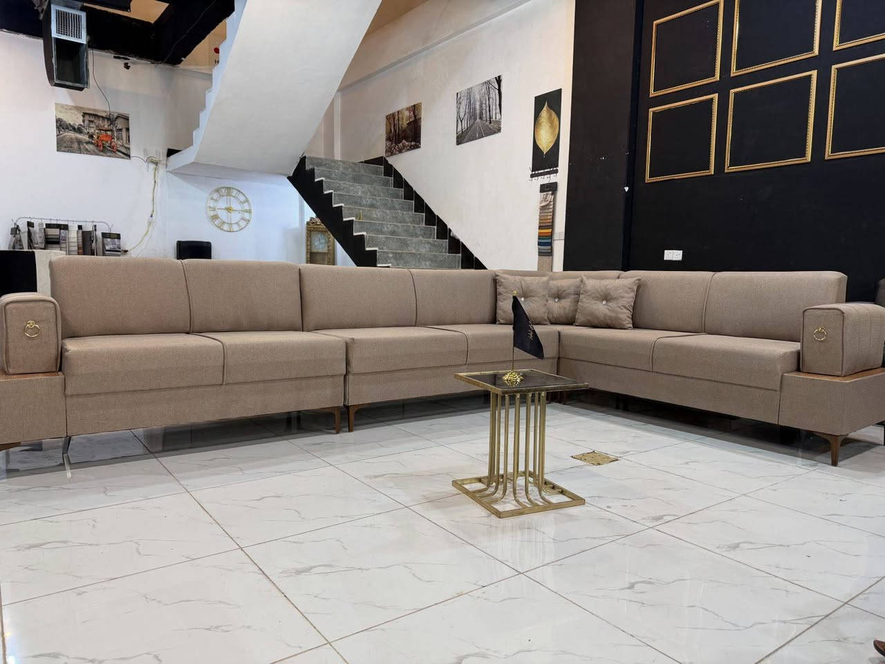 للحجز والاستفسار ***********
