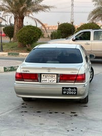 تويوتا كراون • ٢٠٠٢ • دواخل كارتون