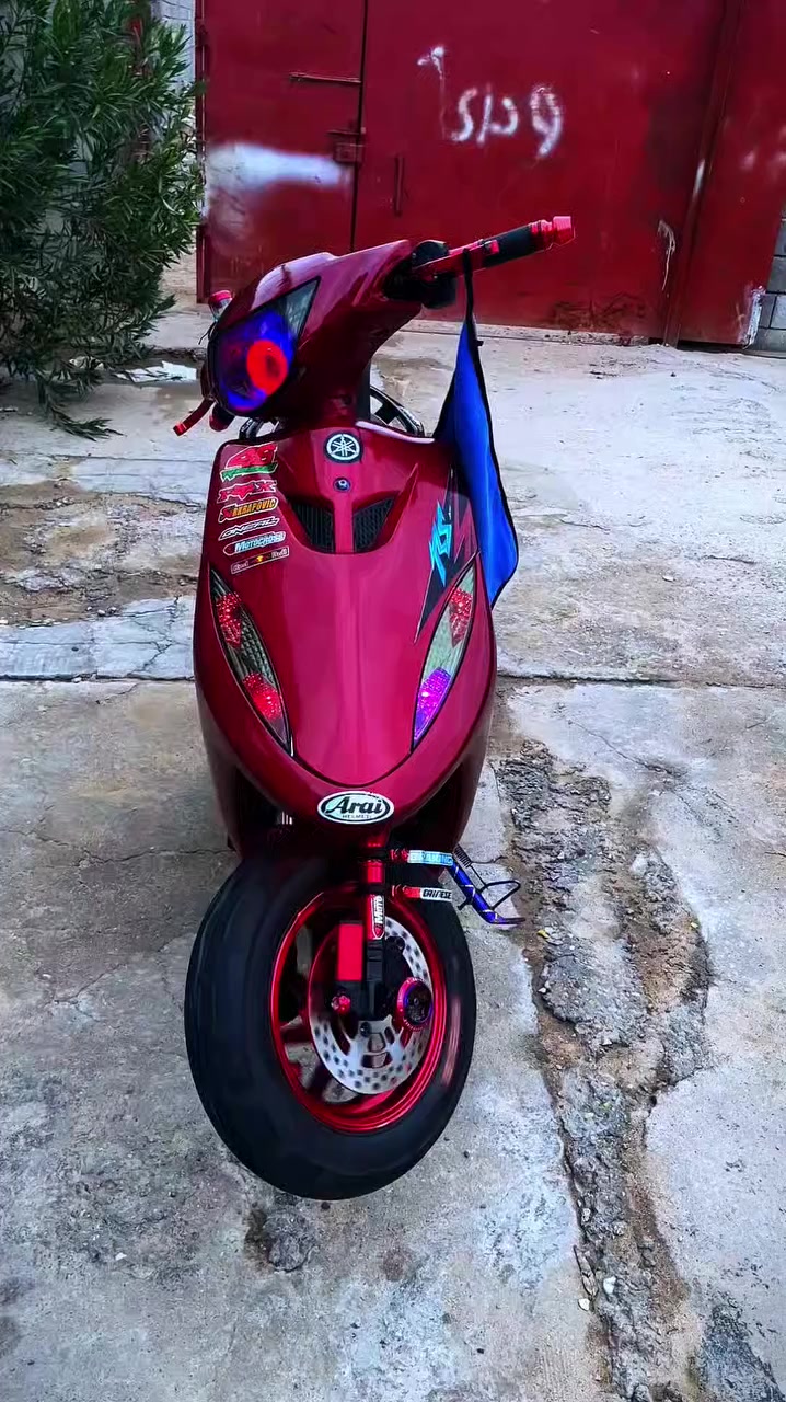 السلام عليكم دراجه ماكس عدله للبيع شرط الفحص تراي للبصره سعر 750 وبيه مجال المكان ناصريه مركز مامتواجد فيس للتصال ***********2
