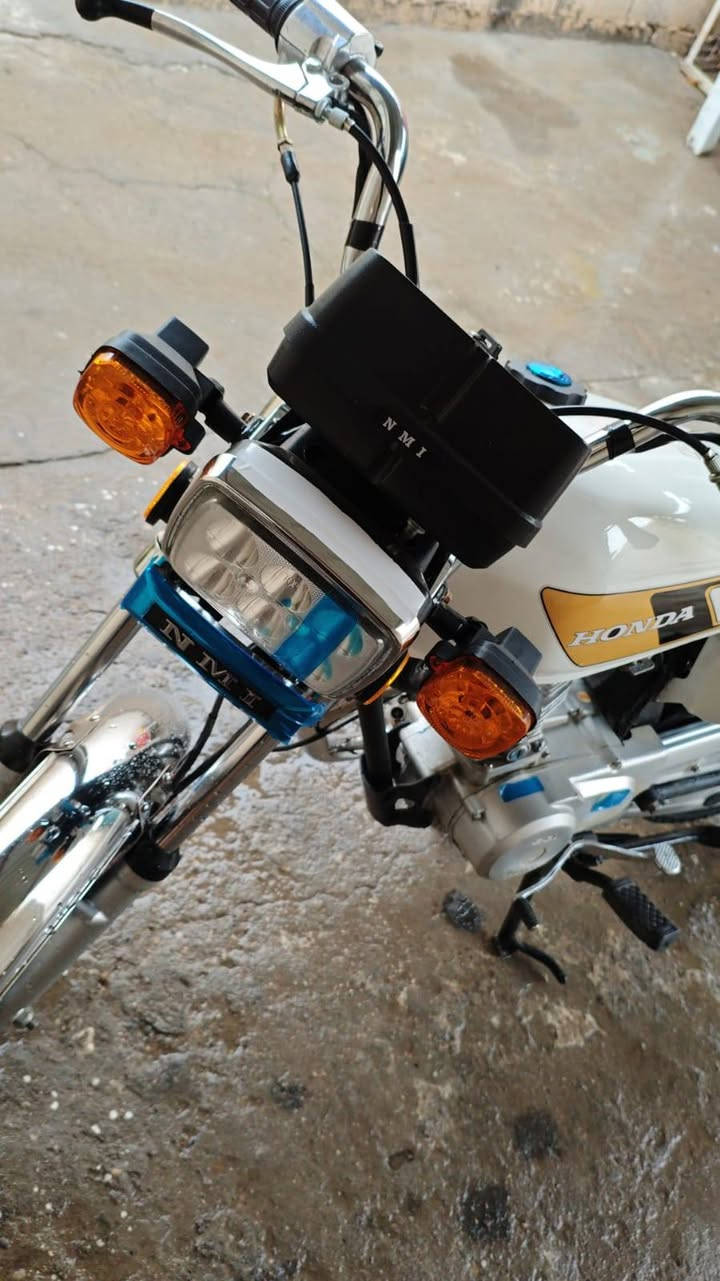 دراجة نامه شلامجة ادوات مكفولة من السرقة جاهزة وكامله كهربائيات كلها شغاله ما بيها نقص فقط بيها خيط تبخير سعر ٥٥٠ الف وبيها مجال قليل شراي خاص


**إذا كنت صاحب هذا الإعلان وتريد حذفه لأي سبب، رجاءا أرسل رسالة إلى الدعم الفني**