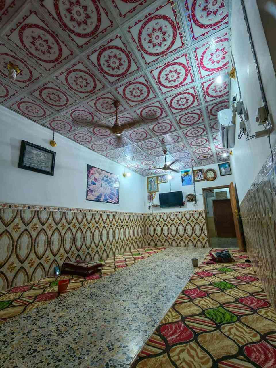 دار للبيع 200 متر 🏚
حي النداء منطقة ال59 
يحتوي على غرفتين وصاله ومطبخ واستقبال وصحيات 
البيت نضيف وعلى ساحه 📢
بناء عكاده اساس تجعيب علي عن الشارع  اكثر من متر 
بيت نضيف ومناسب 
السعر 125 مع المجال💵


**إذا كنت صاحب هذا الإعلان وتريد حذفه لأي سبب، رجاءا أرسل رسالة إلى الدعم الفني**