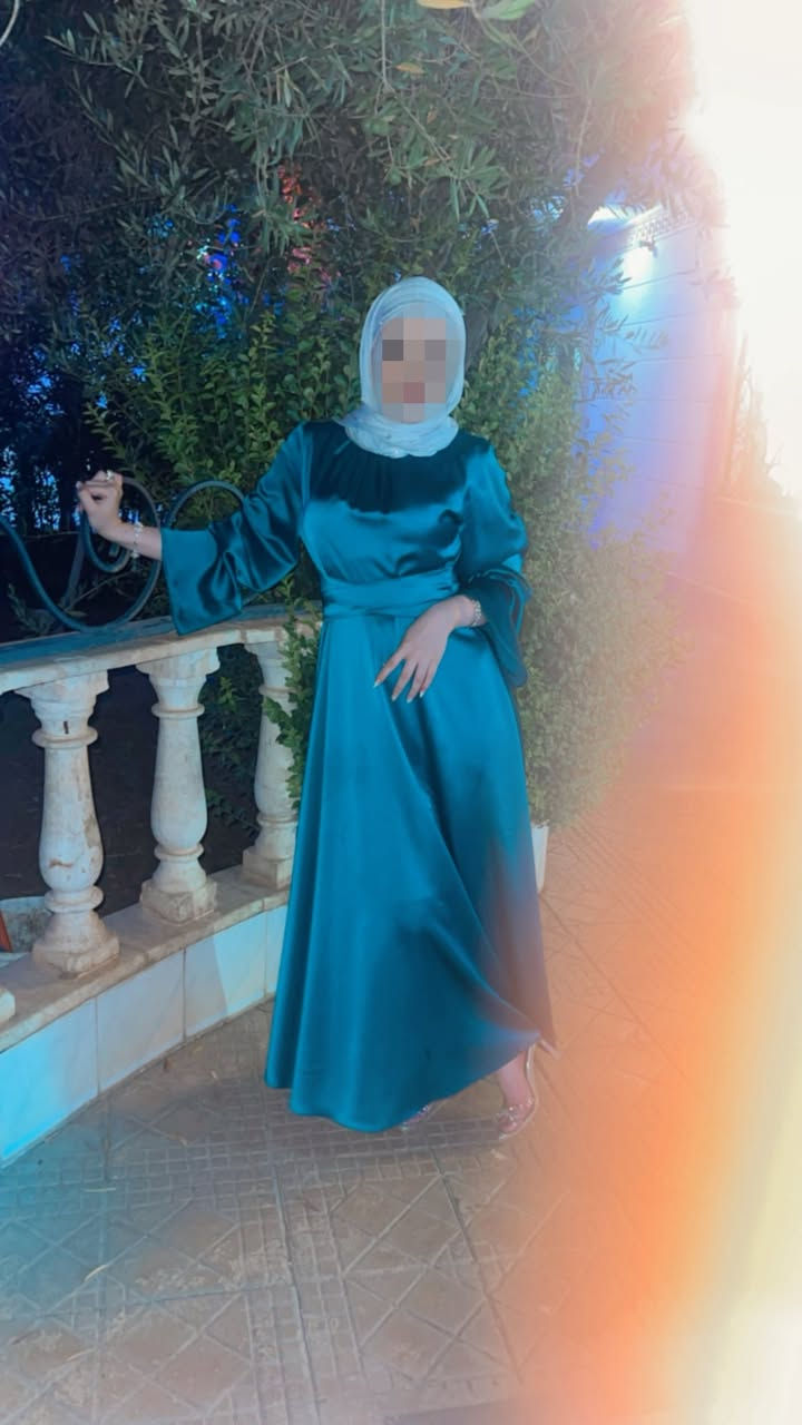 ✨ لمية بوتيك ✨

بداية صغيرة من القلب 🤍

اليوم عم نبلّش حلمنا من البيت،
بوتيك فساتين راقية،
مخمل – ساتان – سهرات أنيقة

اخترنا نبلّش خطوة خطوة
بحب، بذوق، وبثقة 🤍

✨ متوفر لدينا تعديل القياسات
(تكبير – تصغير) لراحة كل زبونة

📍 الاستقبال حاليًا من البيت
📩 للحجز والاستفسار: دايركت

الله يبارك بهالبداية ويكبرها 🙏✨

بتشرفونا بمتابعتكن وتصيرو زباينا الحلوين 
وهي رابط صفحة الانستا ♥️♥️ https://www.instagram.com/lamia_dress_boutique


**إذا كنت صاحب هذا الإعلان وتريد حذفه لأي سبب، رجاءا أرسل رسالة إلى الدعم الفني**