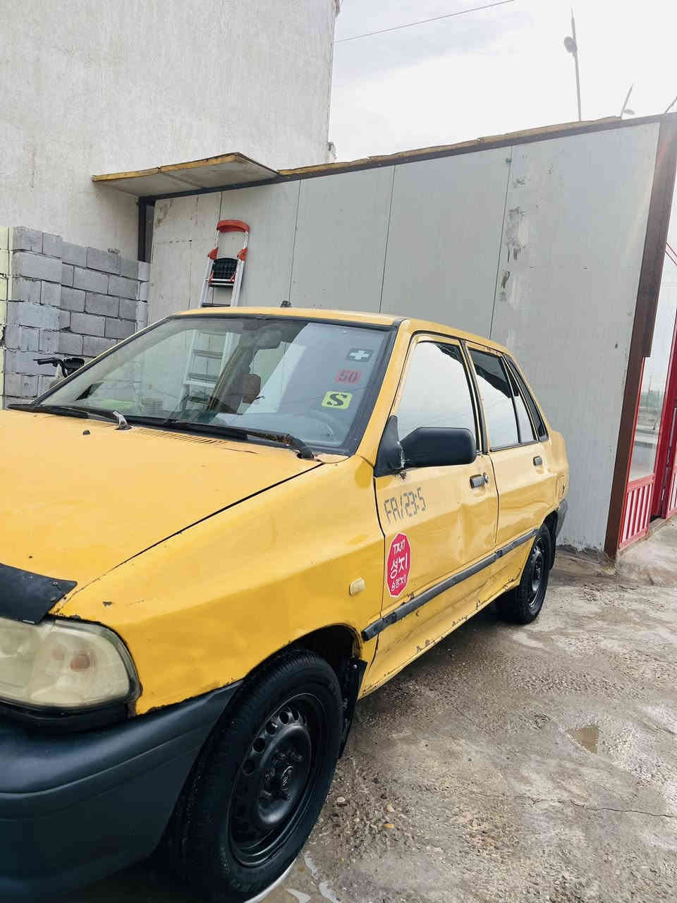 سلام عليكم سايبا 2012 كير ومكينه خير من الله حداديه نضفيه برانكيتات نضفيه كهربئيات شغاله البدي شوف العين  راعي ماندله العنوان البصره االتنومه السعر 15  وبيه مجال بسيط ***********
