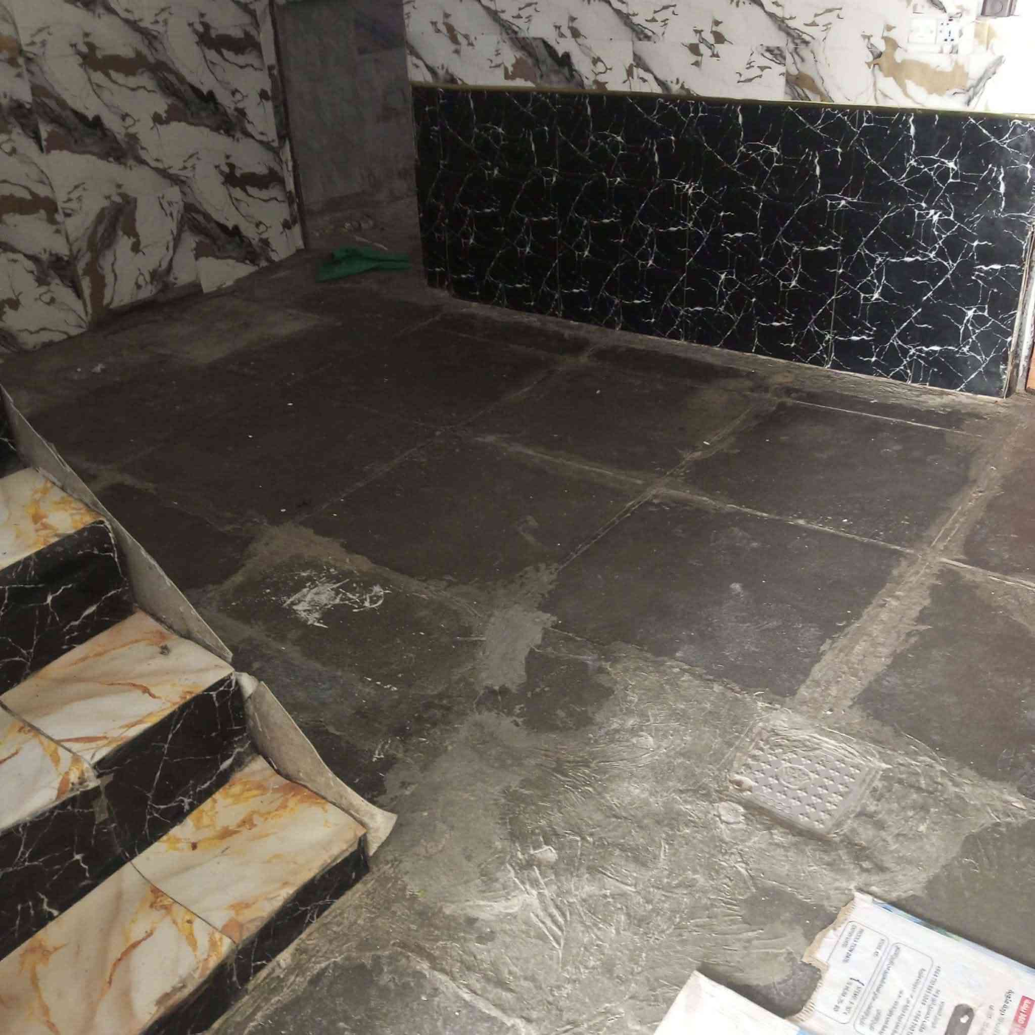 السلام عليكم 100 متر البيع قلف اسواق سراي دوانم خط ثاني بيت جديد تصال اوتساب ***********
