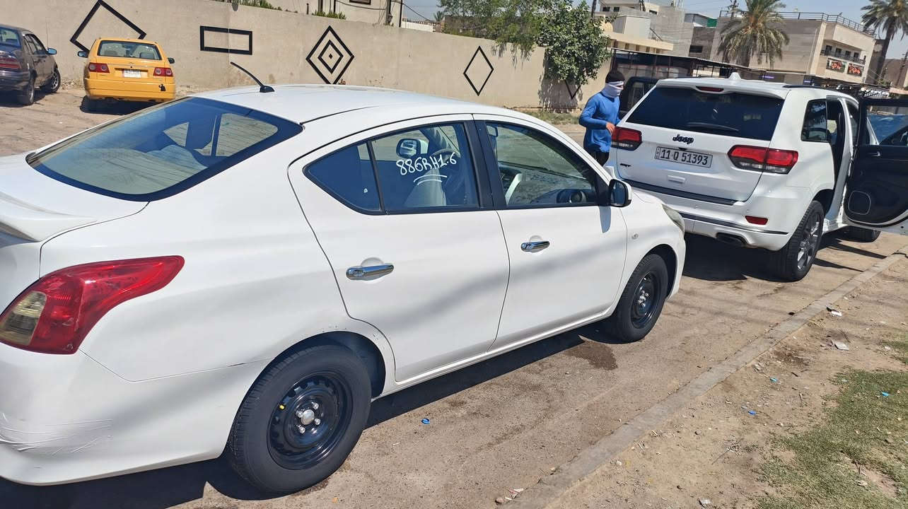 السلام عليكم
نيسان سني 2020 هندي بليته زركه رقم بغداد

مكفوله من الصبغ والتبديل بيه بارد إمكان بسيطه

والباقي كفاله من الصبغ والتبديل والفتح

كير محرك بحالة شركة 

تبريد حداديه صدر جديد وجاهز ومواصفات الهندي معروف

السعر:115 وبيه مجال للشراي

المكان بغداد الكرخ

***********
