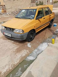 ٢٠١٣ • بدون صبغ • بغداد النهروان