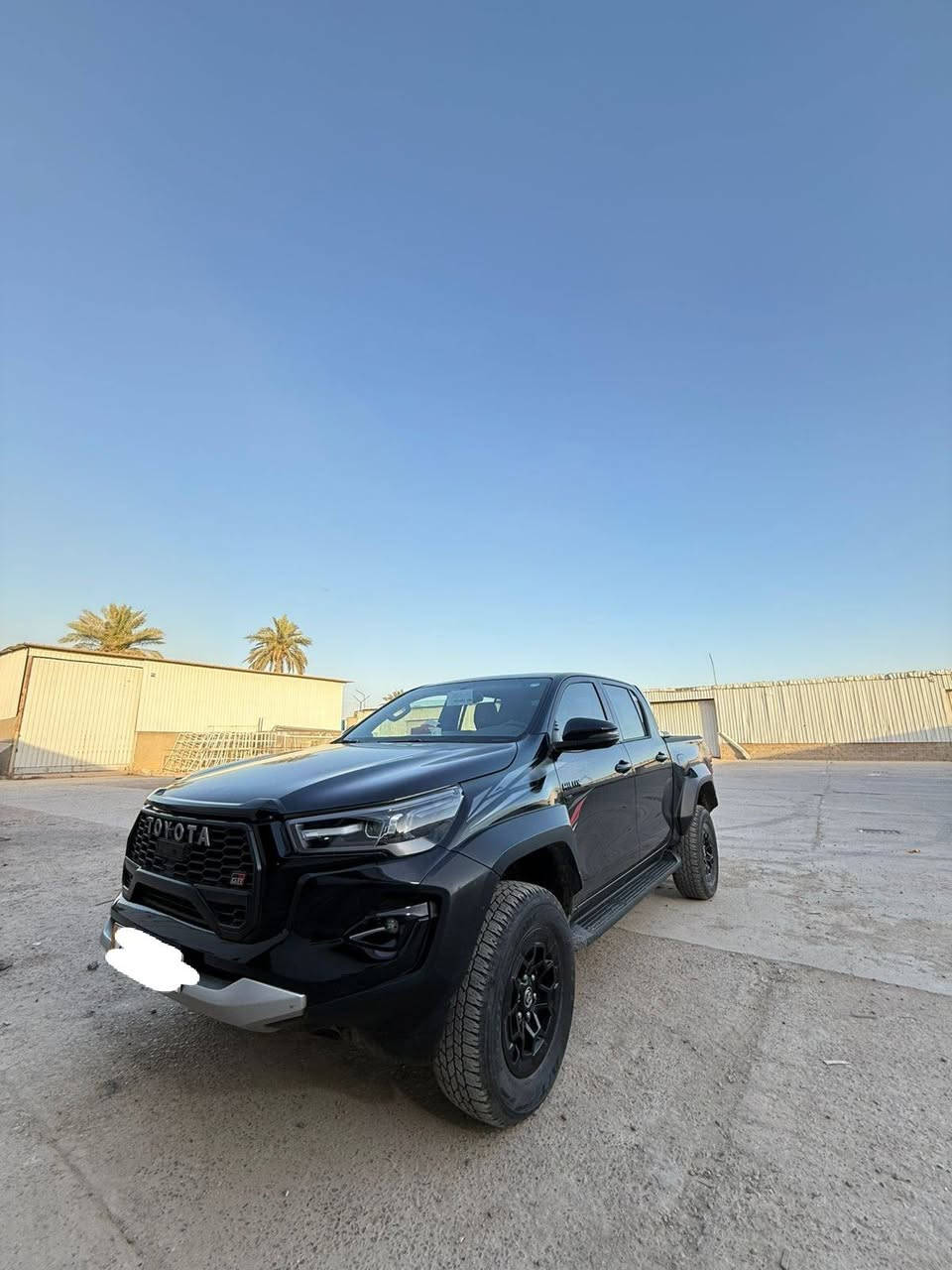 سلام عليكم،
هايلوكس GR موديل 24 الون اسود 
رقم أربيل باسمي مكفوله كفاله عامه من الدعاميه للدعاميه
ماشيه 51   الف
رادار كأمره محيطيه فول مواصفات،،
السعر، 75،،4، بيها مجال،
مكاني بغداد،، ***********،،واتساب،،، مكفوله من الصبغ والتبديل والبارد من جميع النواحي،
